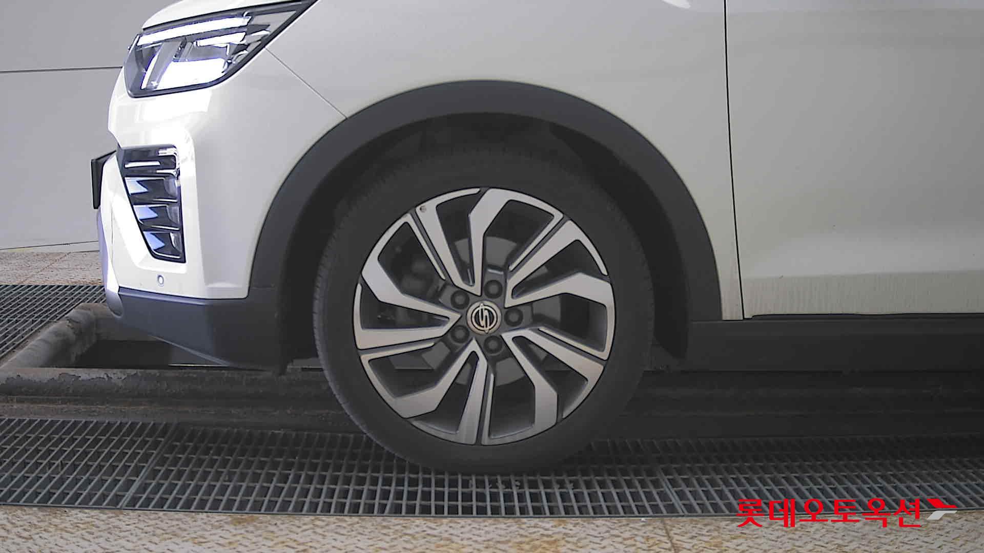 سانغ يونغ تيفولي