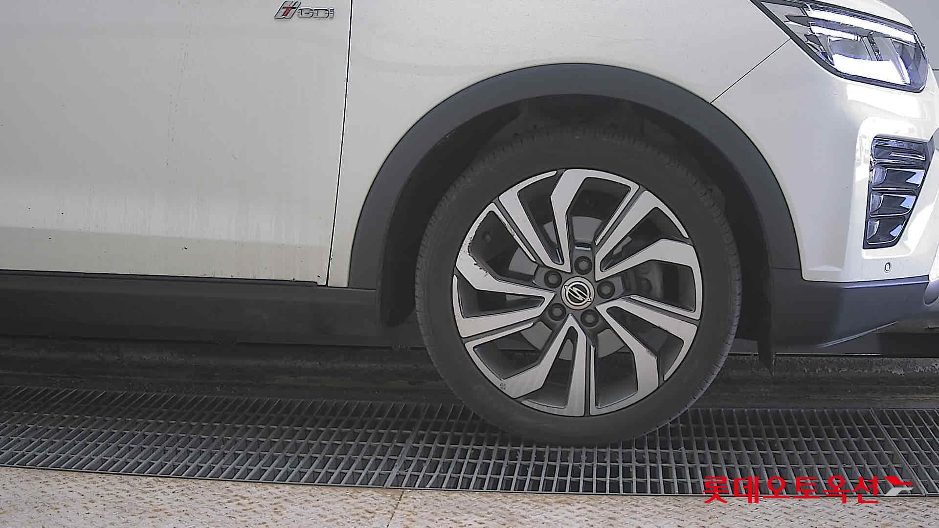 سانغ يونغ تيفولي