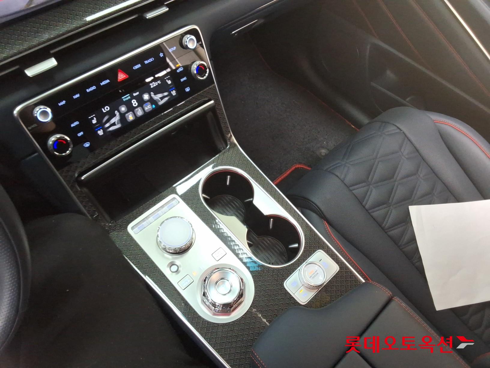 جينسس جي في 80