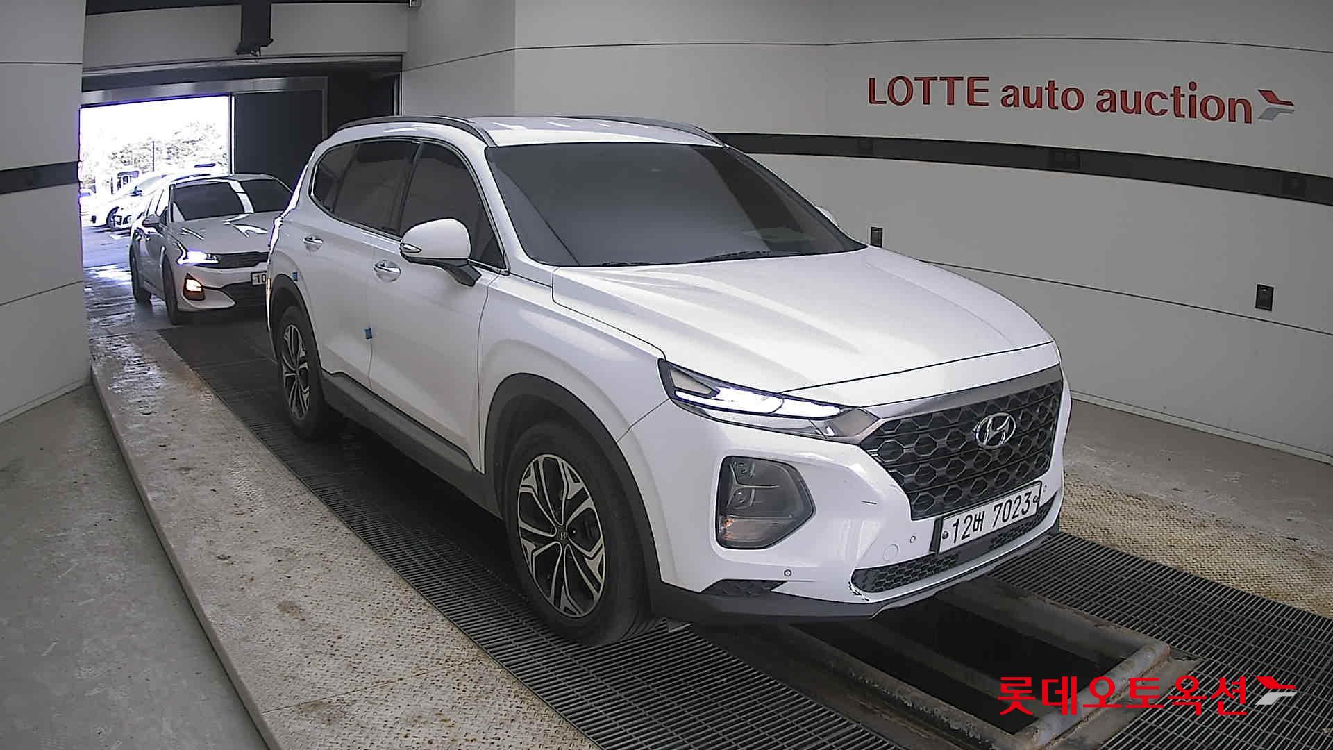 Hyundai Santa Fe 2019 Белый из Кореи, фото 2