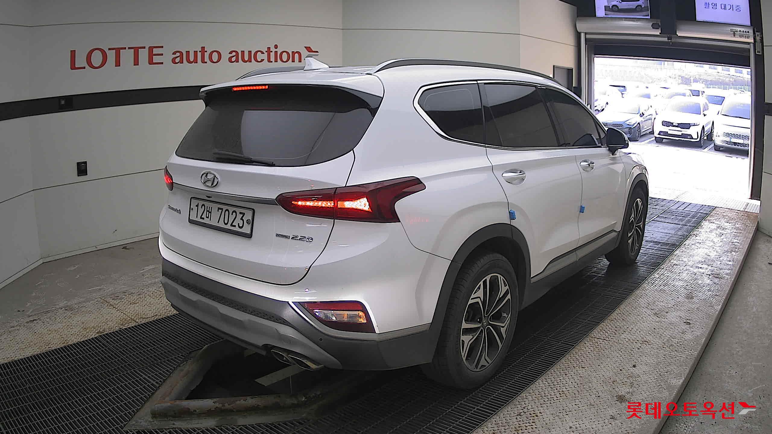 Hyundai Santa Fe 2019 Белый из Кореи, фото 4