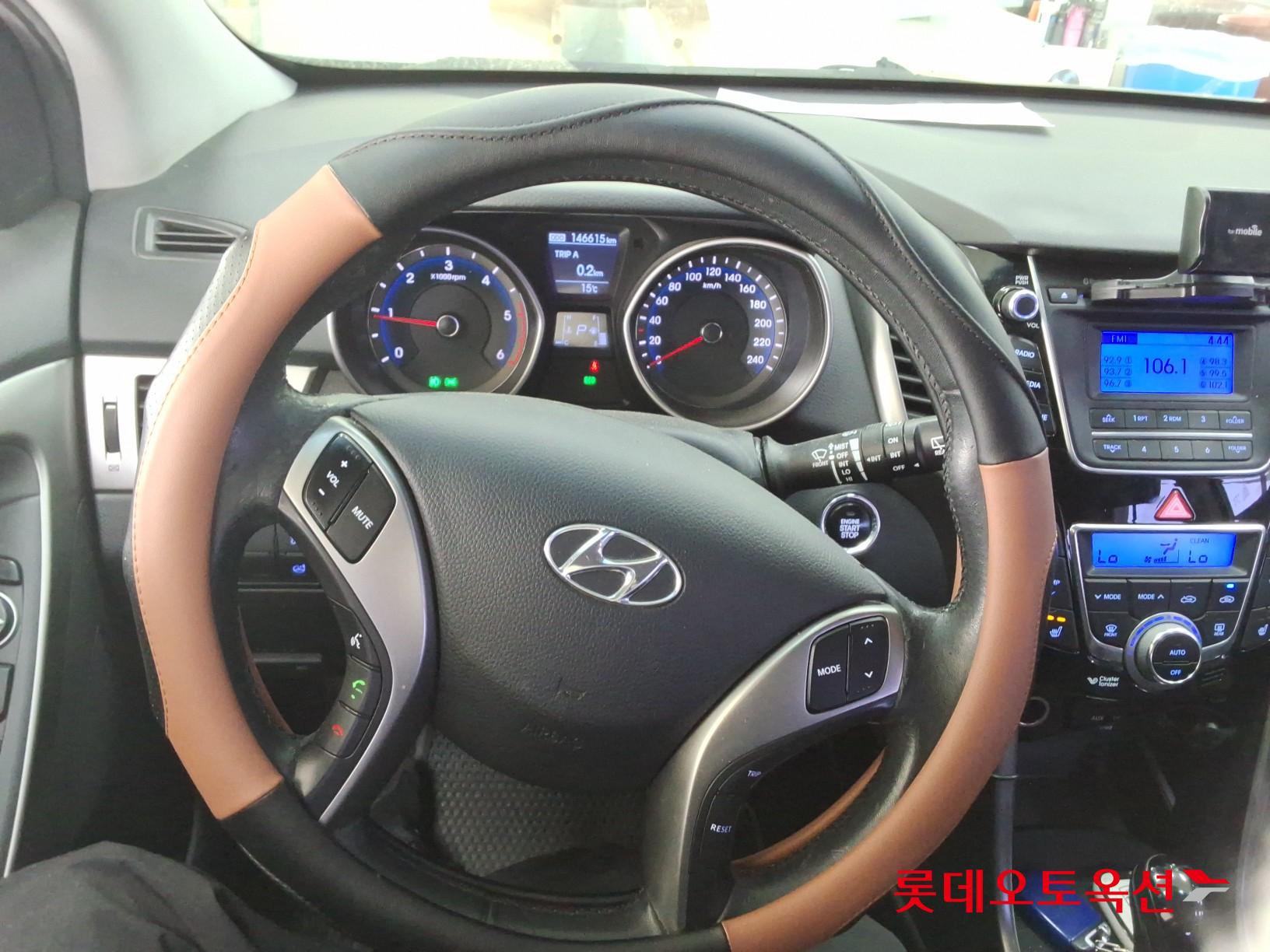 Hyundai i30 2012 - Image 30