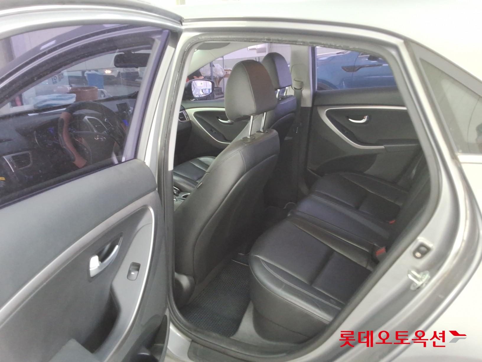 Hyundai i30 2012 - Image 36