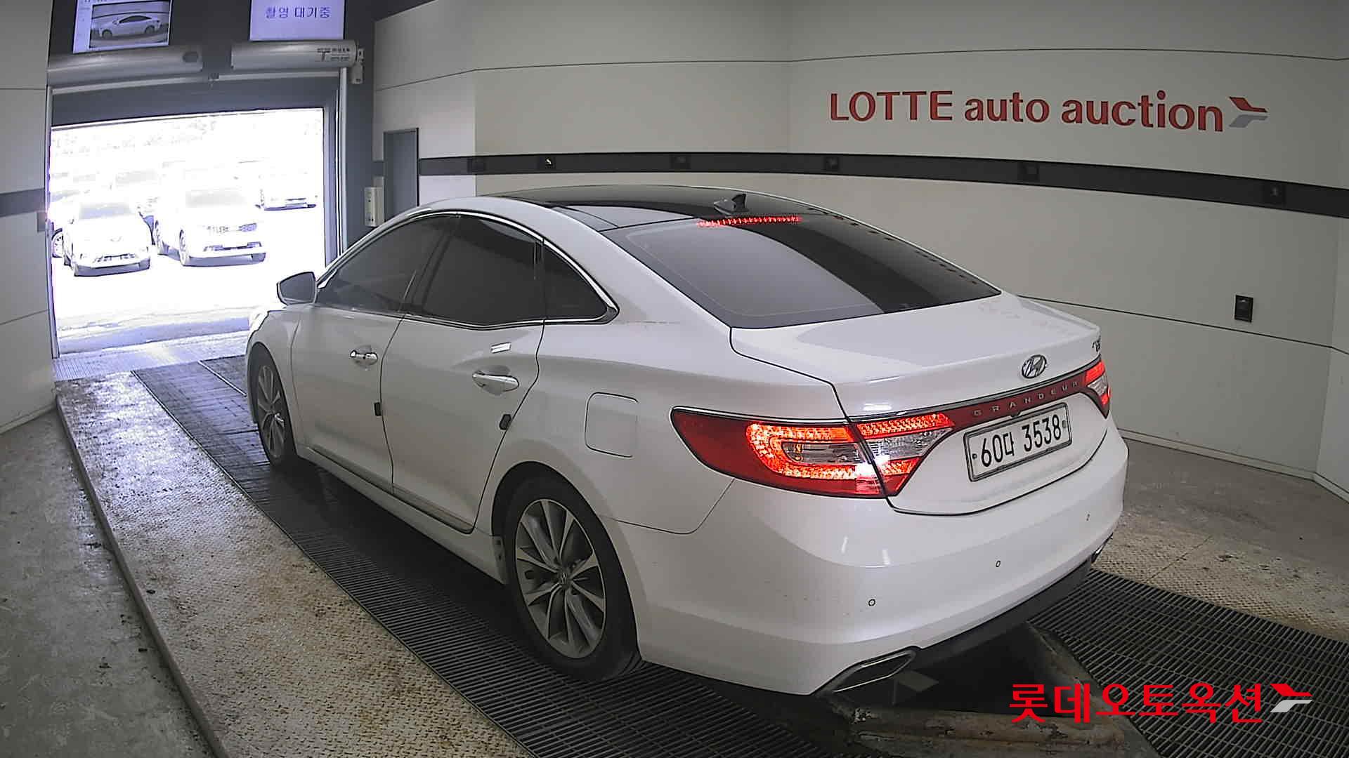 هيونداي جرانجر 2015 - صورة 4