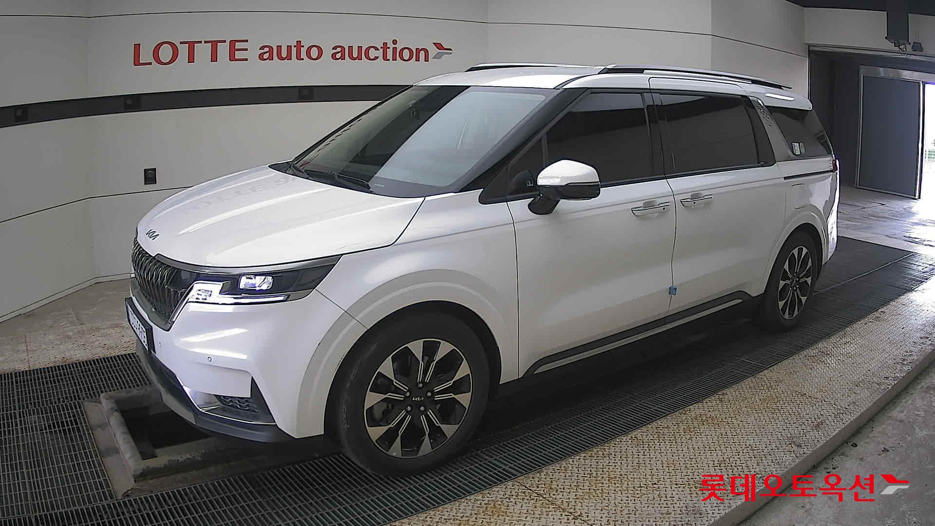 Kia Carnival Limousine id 3822978 из Кореи 13