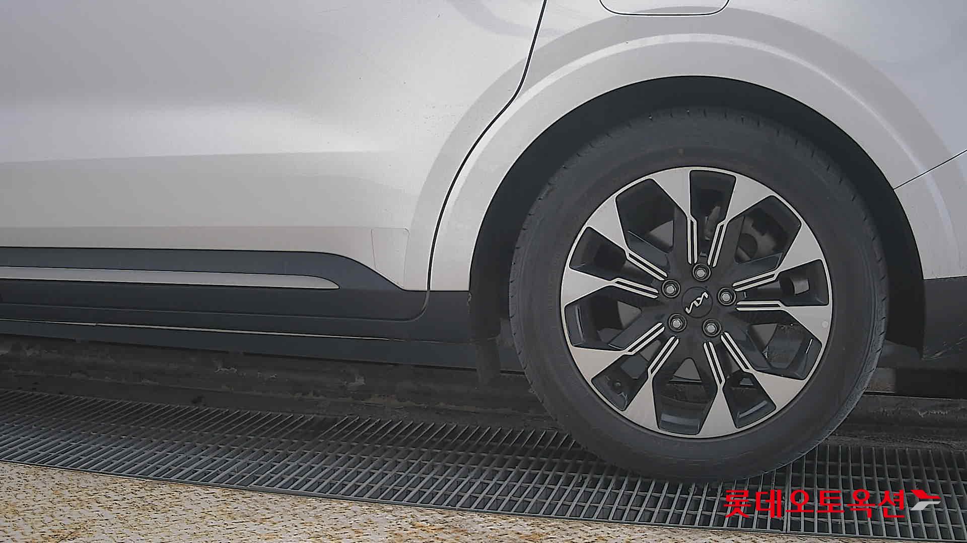 Kia Carnival Limousine id 3822978 из Кореи 22