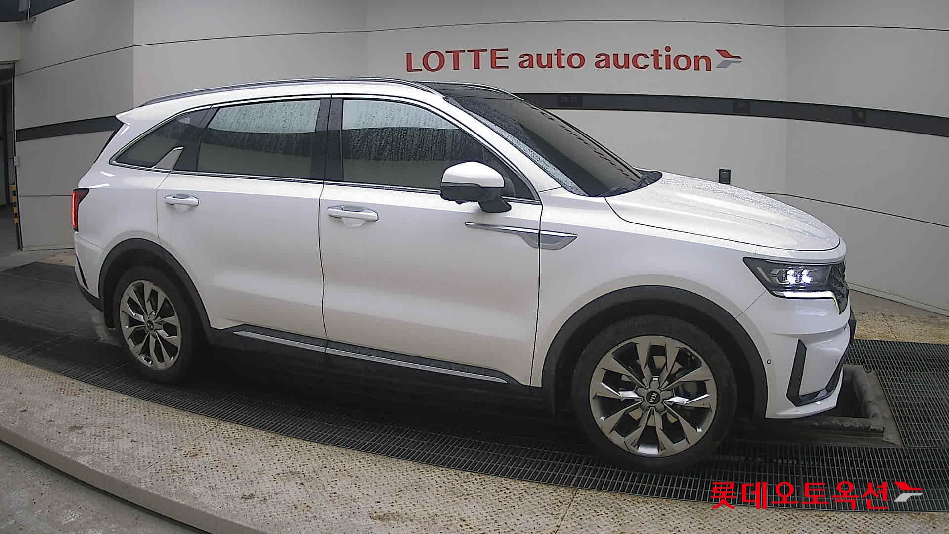 Kia Sorento id 3809941 из Кореи 17