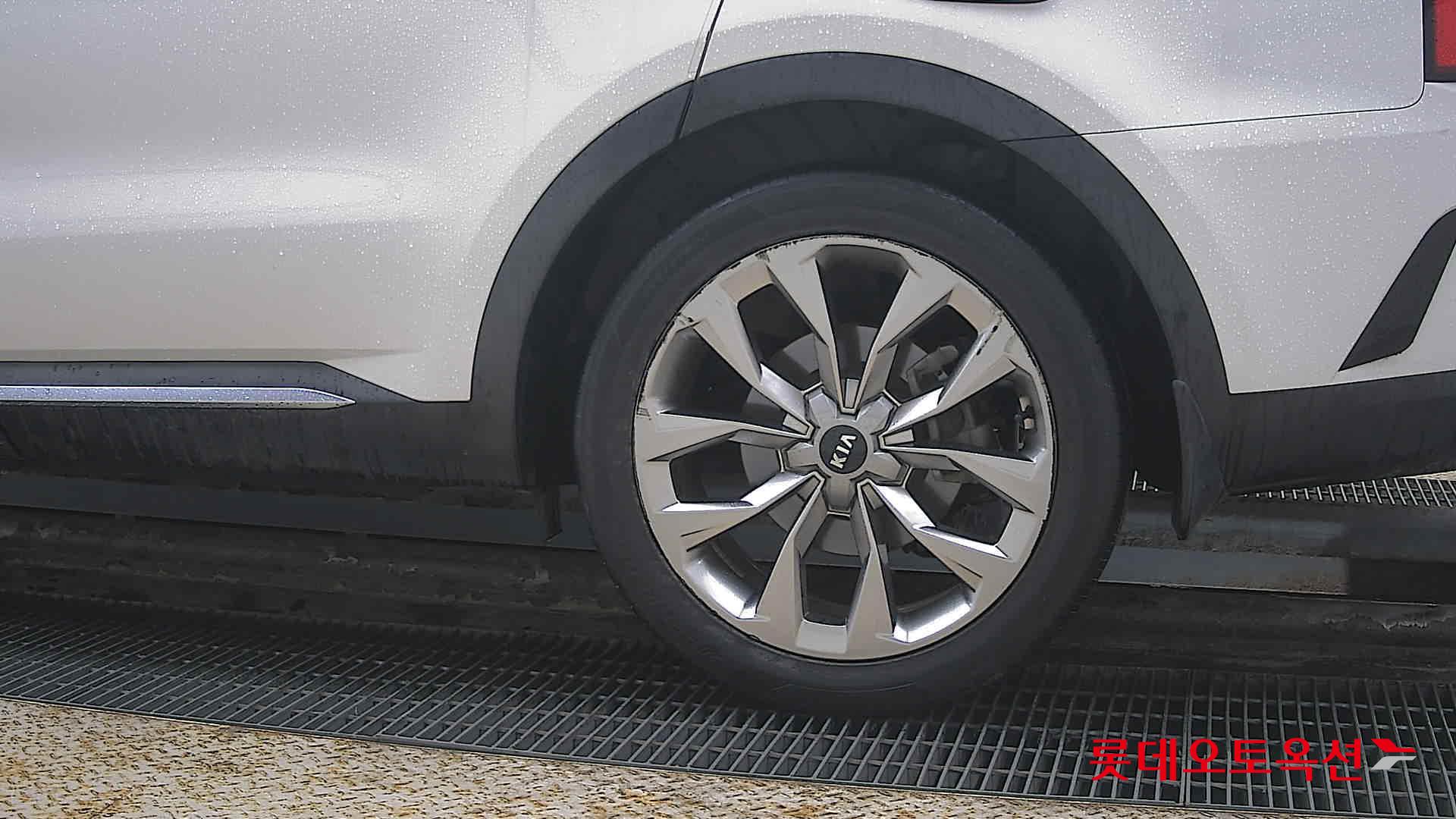 Kia Sorento id 3809941 из Кореи 22