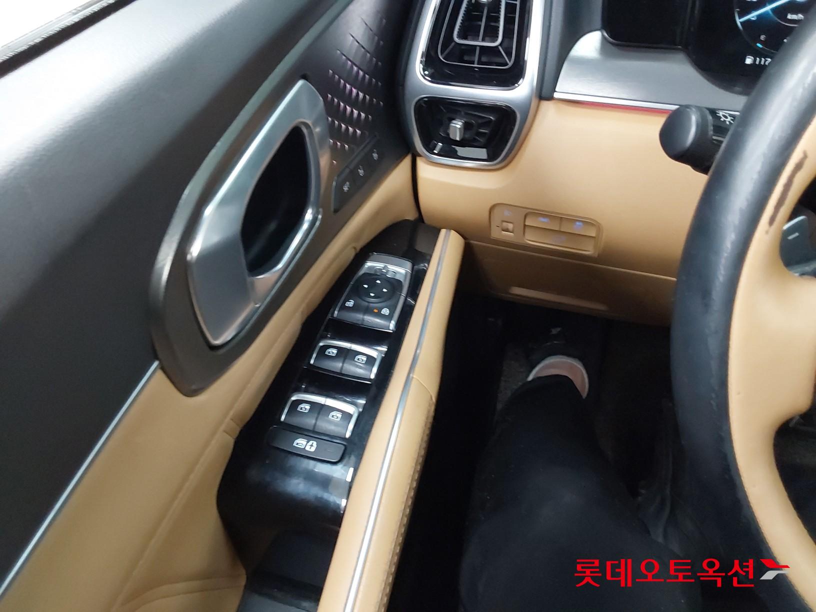 Kia Sorento id 3809941 из Кореи 28