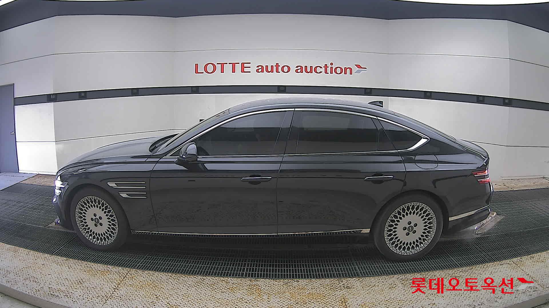 Genesis G80 2022 - Image 13