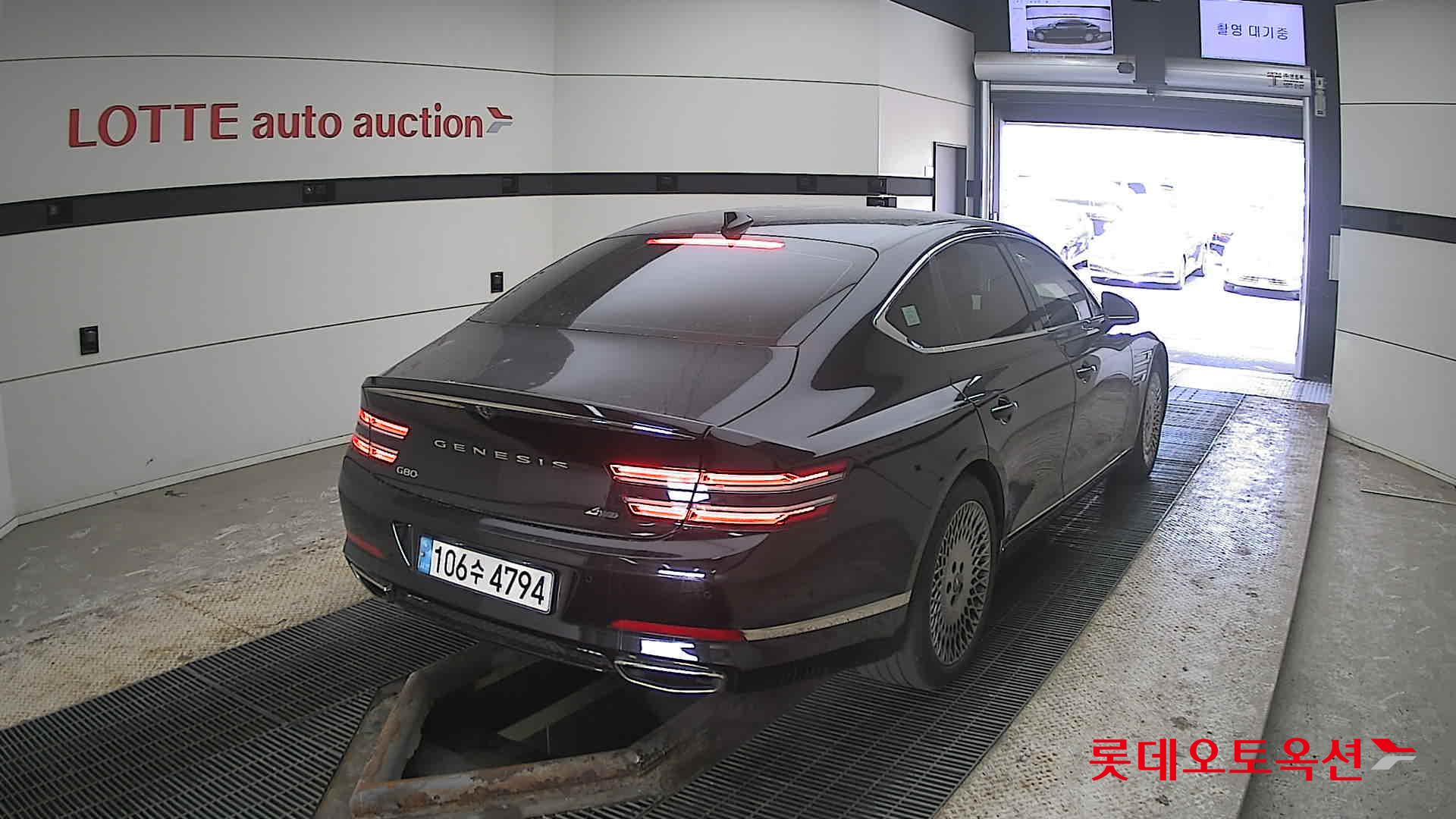 Genesis G80 2022 - Image 18