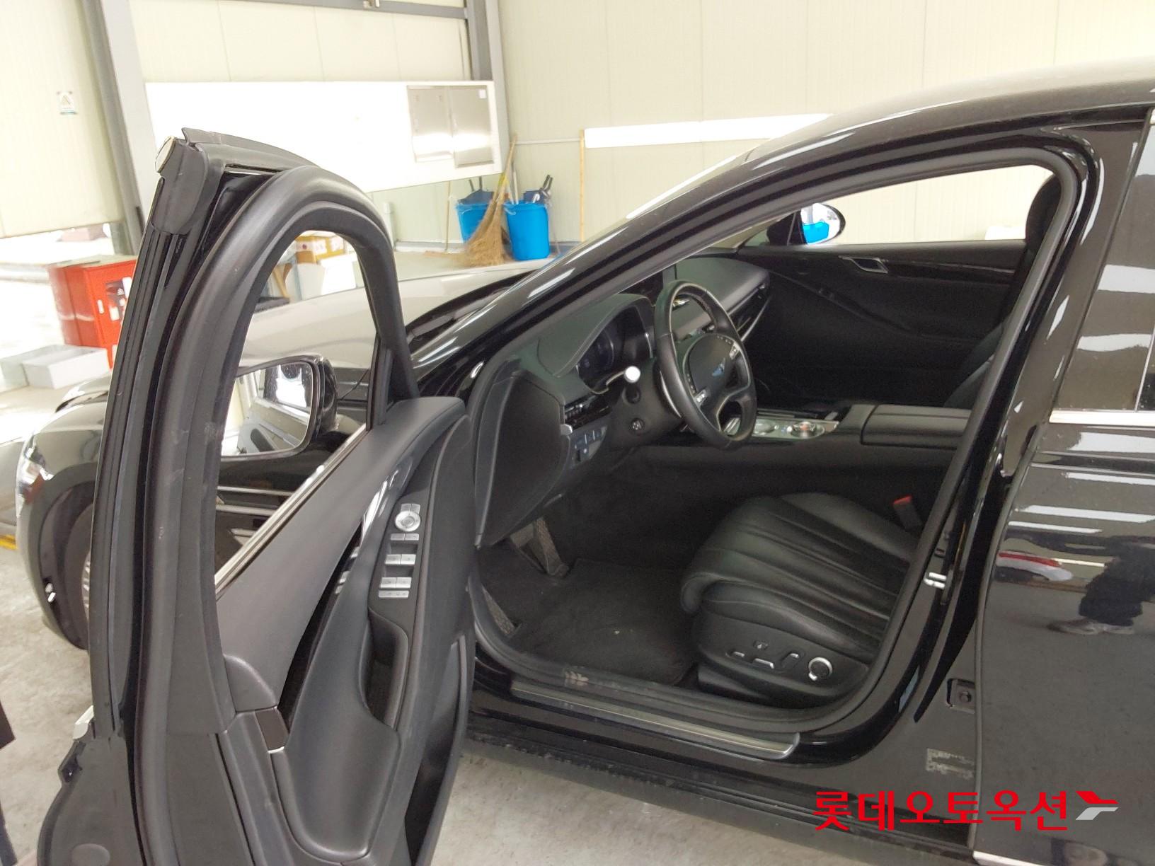 Genesis G80 2022 - Image 37