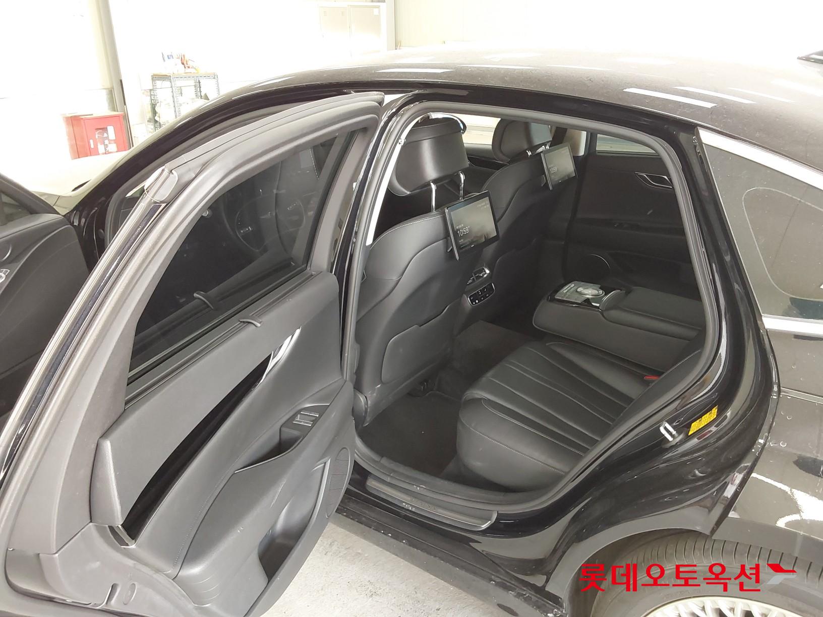 Genesis G80 2022 - Image 38