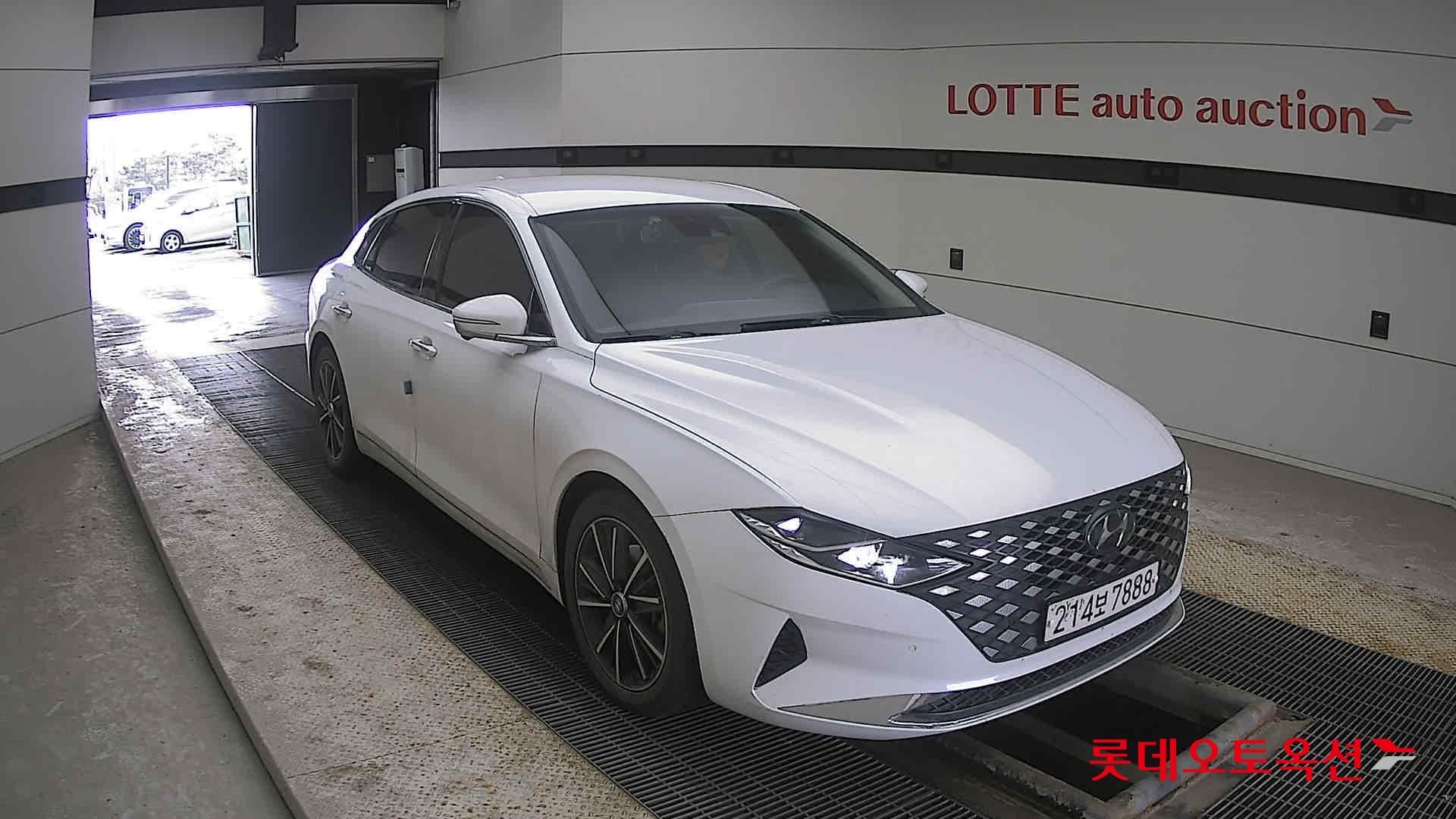 Hyundai Grandeur 2020 Белый из Кореи, фото 2