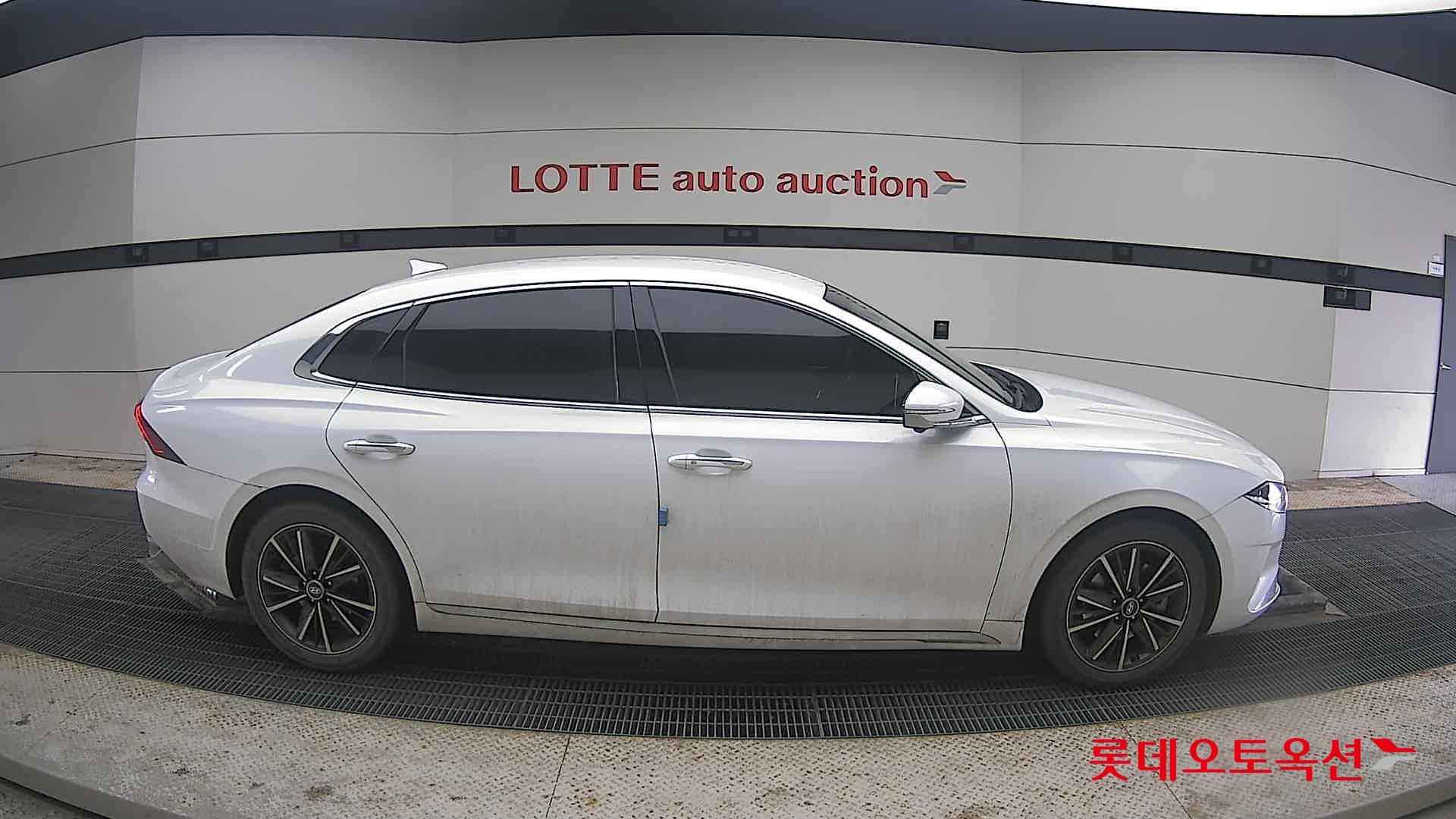 Hyundai Grandeur 2020 Белый из Кореи, фото 3