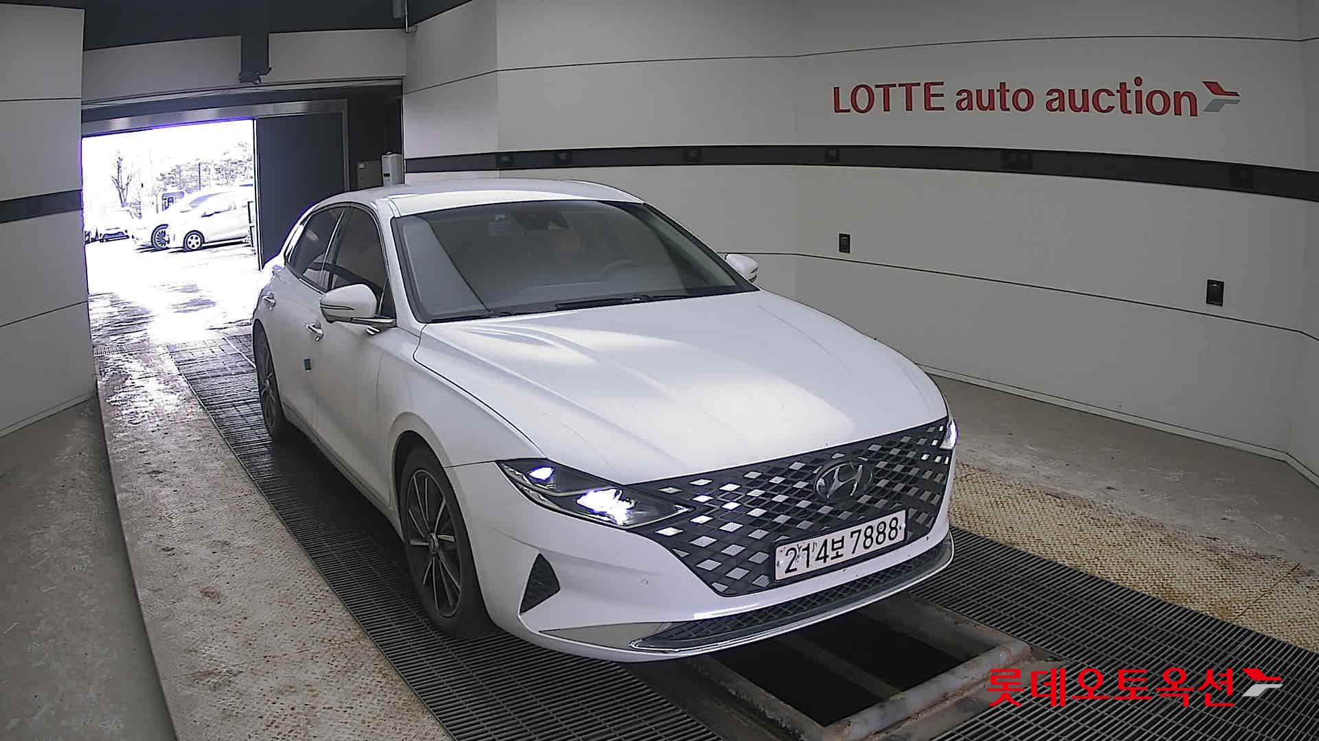 Hyundai Grandeur id 3822880 из Кореи 15