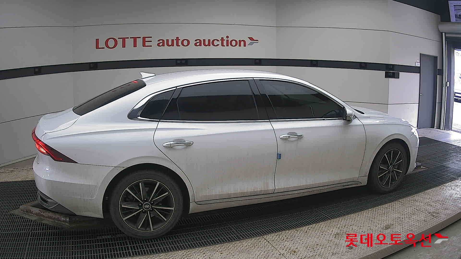 Hyundai Grandeur id 3822880 из Кореи 18