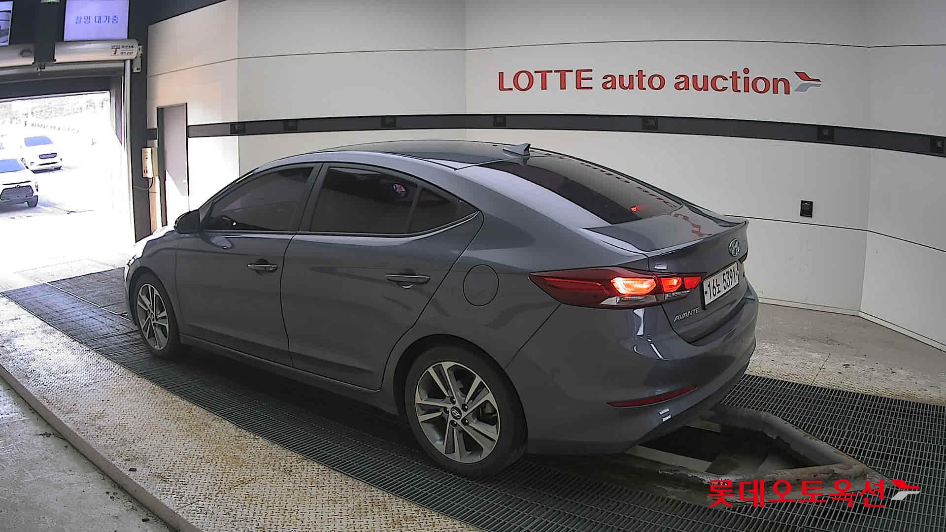 Hyundai Avante id 3809915 из Кореи 10