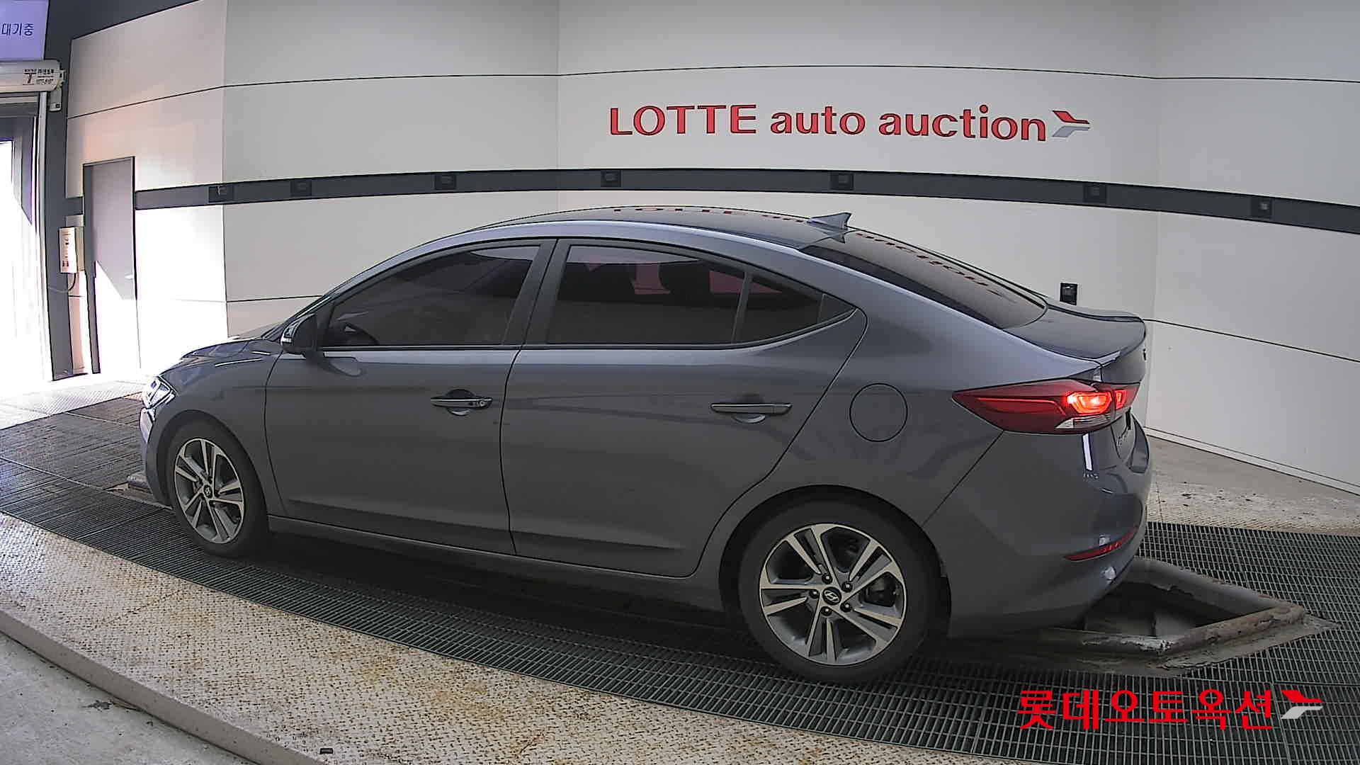 Hyundai Avante id 3809915 из Кореи 11