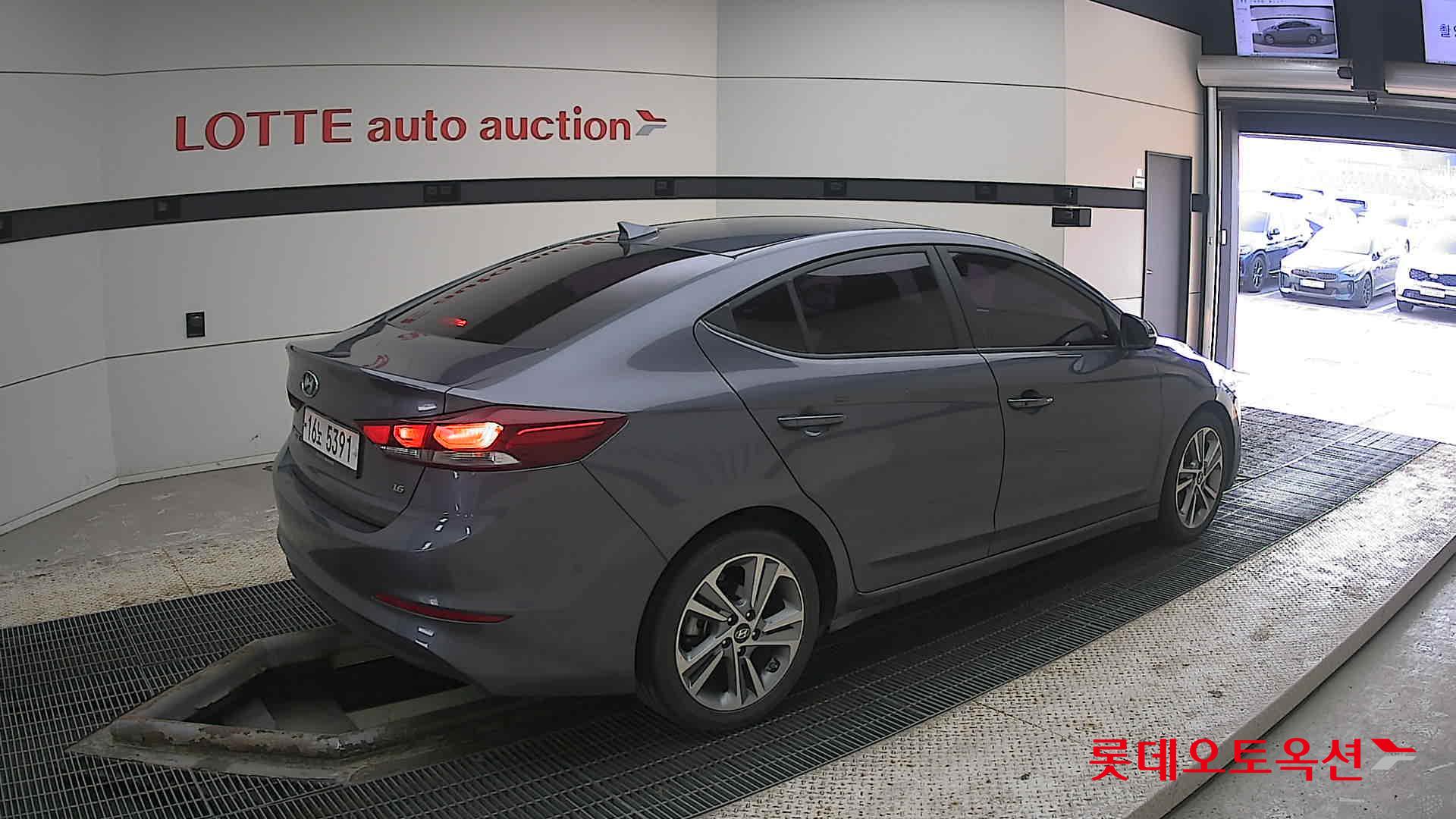 Hyundai Avante id 3809915 из Кореи 19