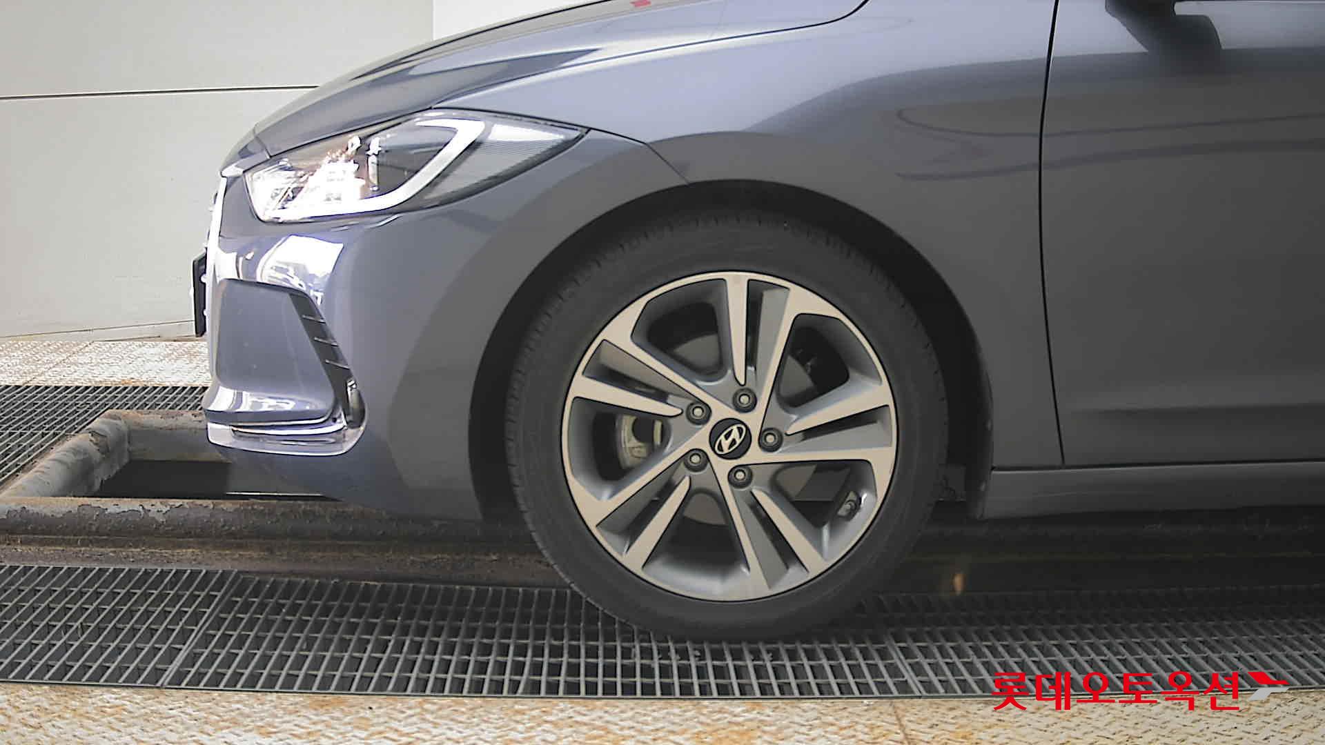 Hyundai Avante id 3809915 из Кореи 21