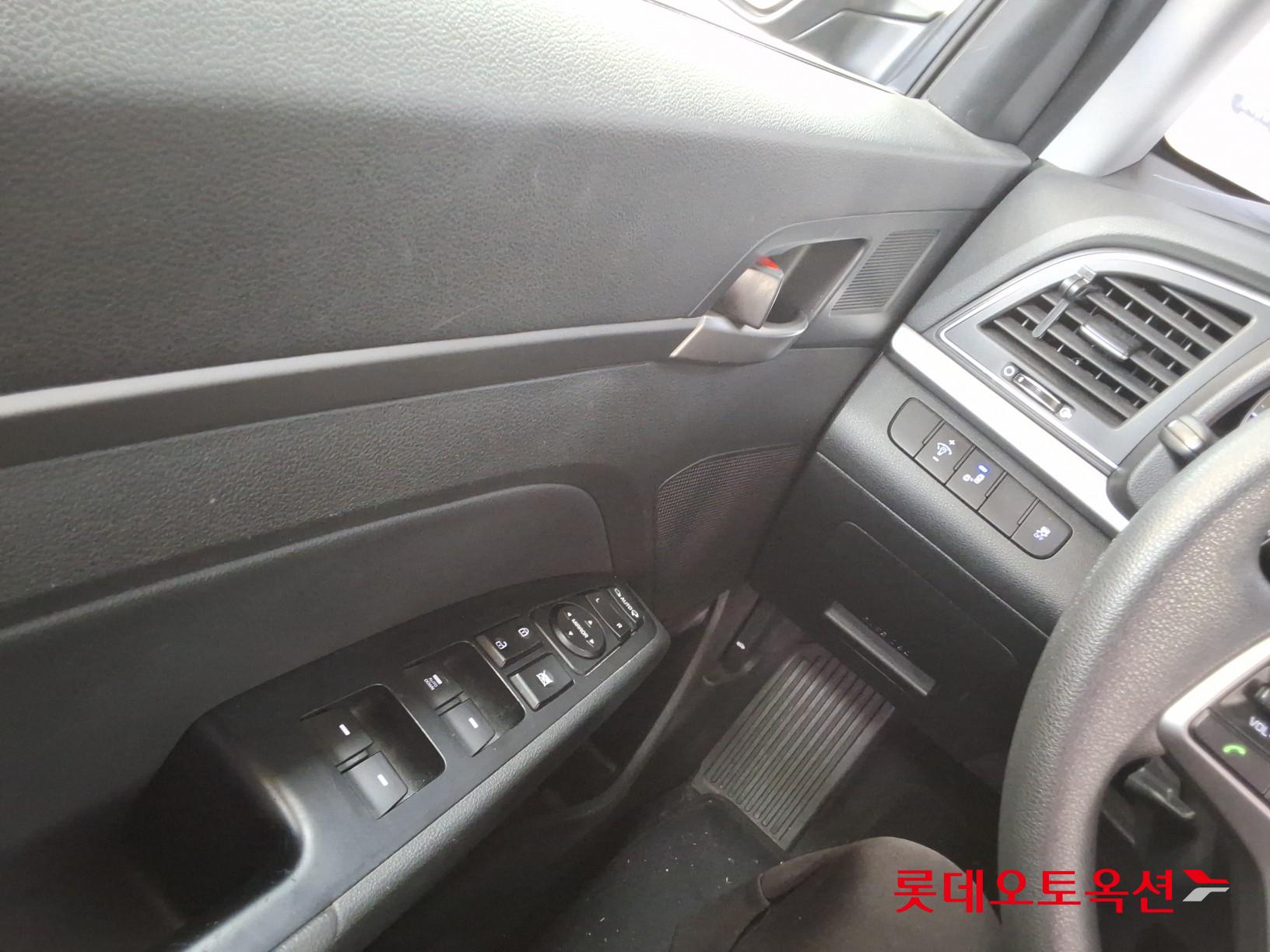 Hyundai Avante id 3809915 из Кореи 28