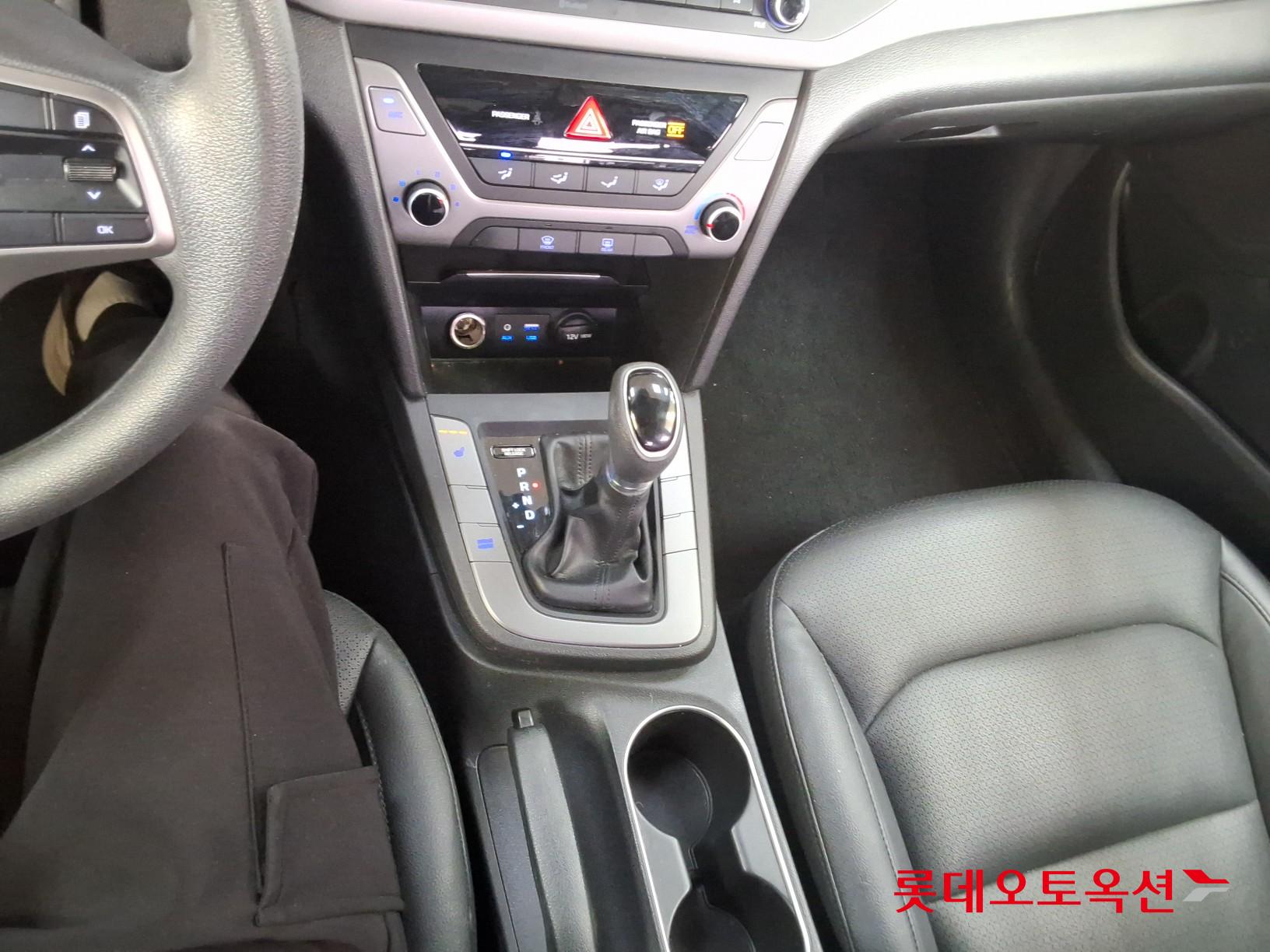 Hyundai Avante id 3809915 из Кореи 33