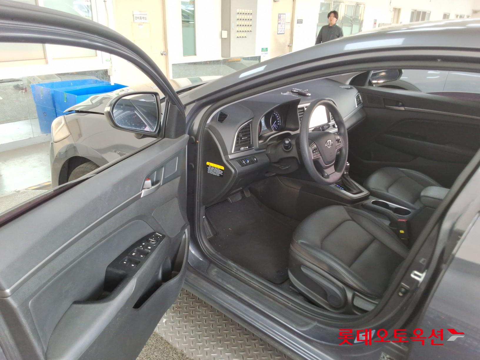 Hyundai Avante id 3809915 из Кореи 34