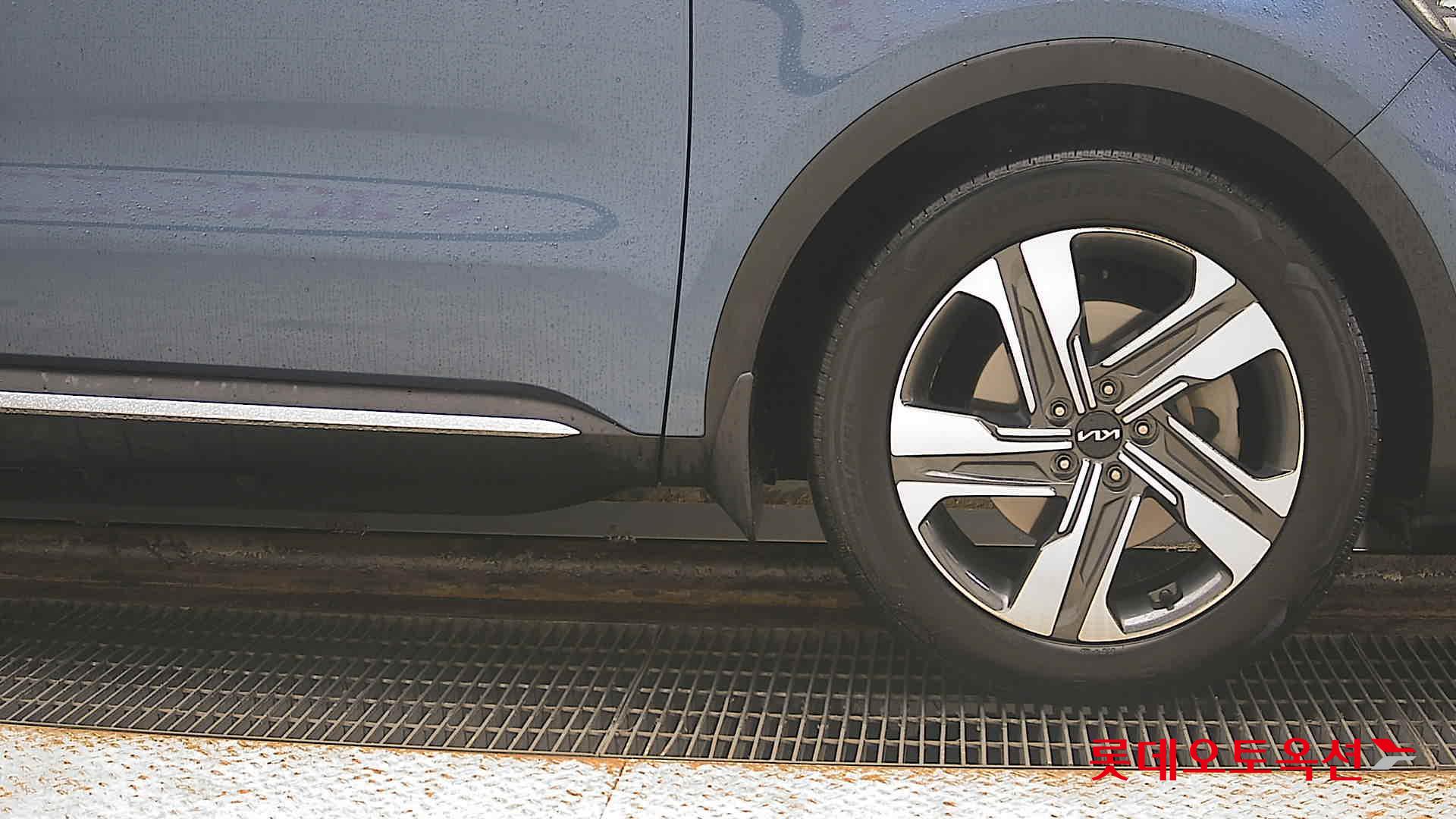 Kia Sorento Hybrid id 3809968 из Кореи 23