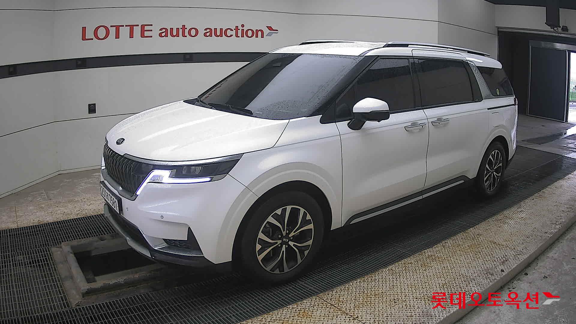 Kia Carnival id 3809970 из Кореи 13