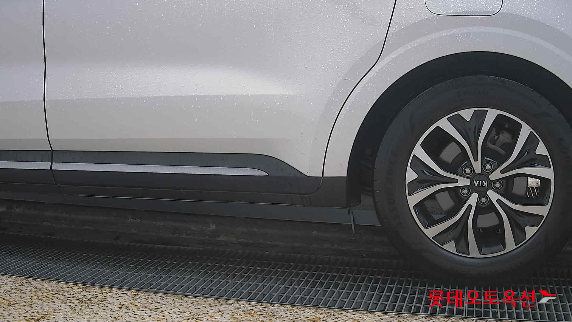 Kia Carnival id 3809970 из Кореи 22