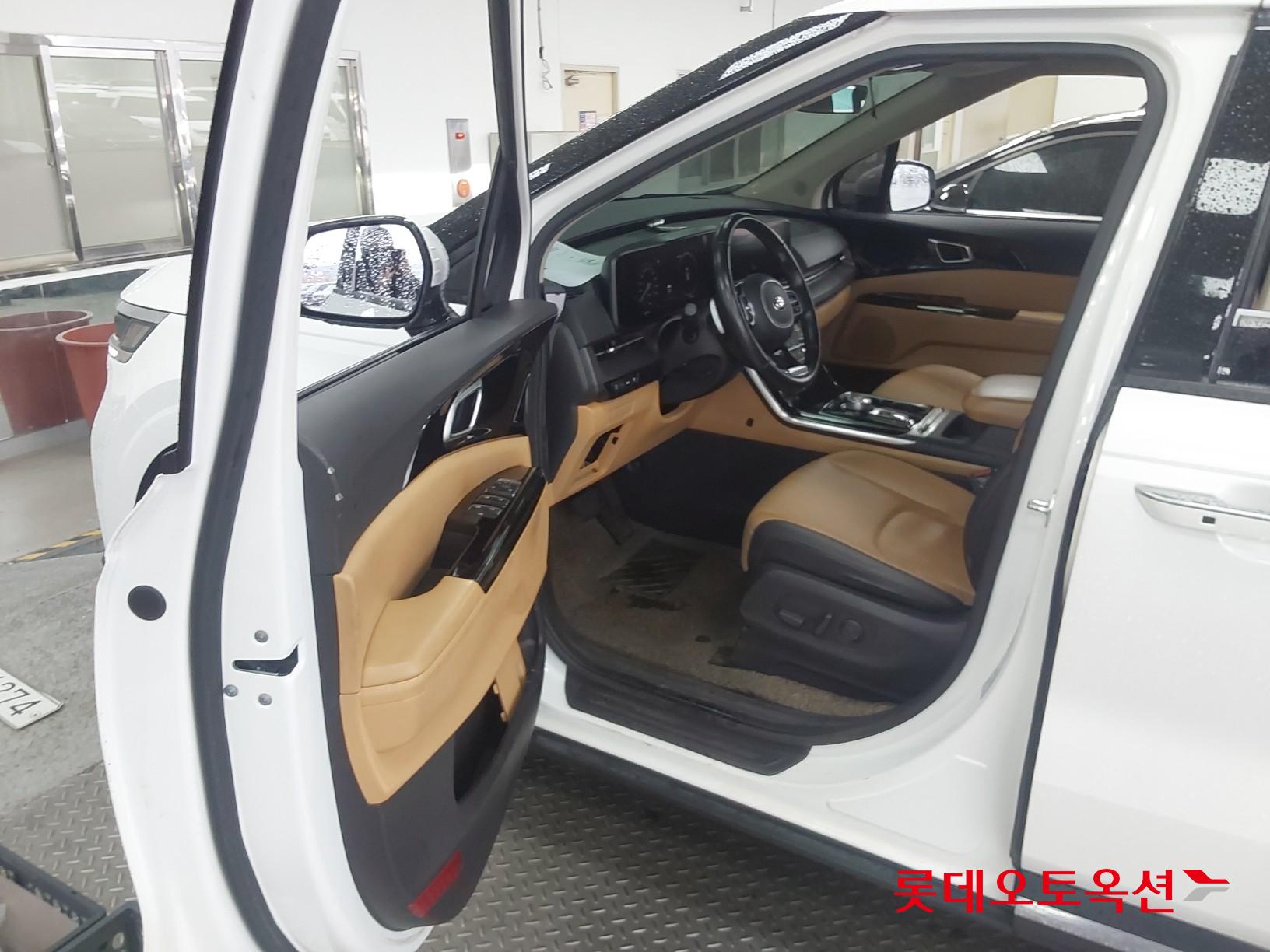 Kia Carnival id 3809970 из Кореи 35