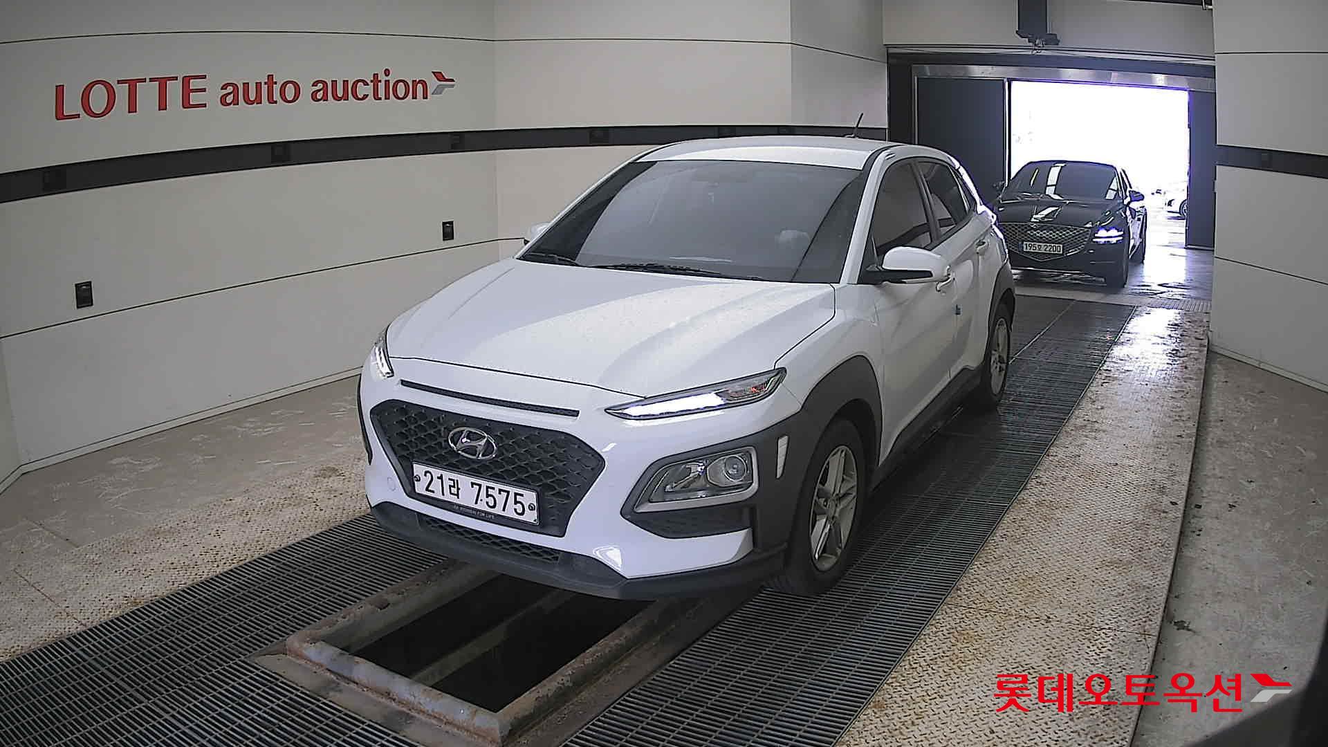 Hyundai Kona 2018 Белый из Кореи