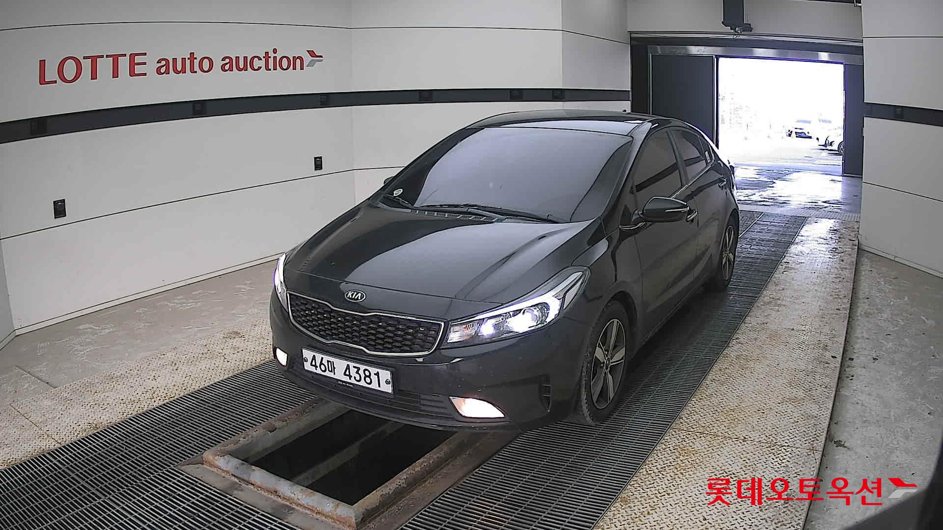 Kia K3 2018 Черный из Кореи