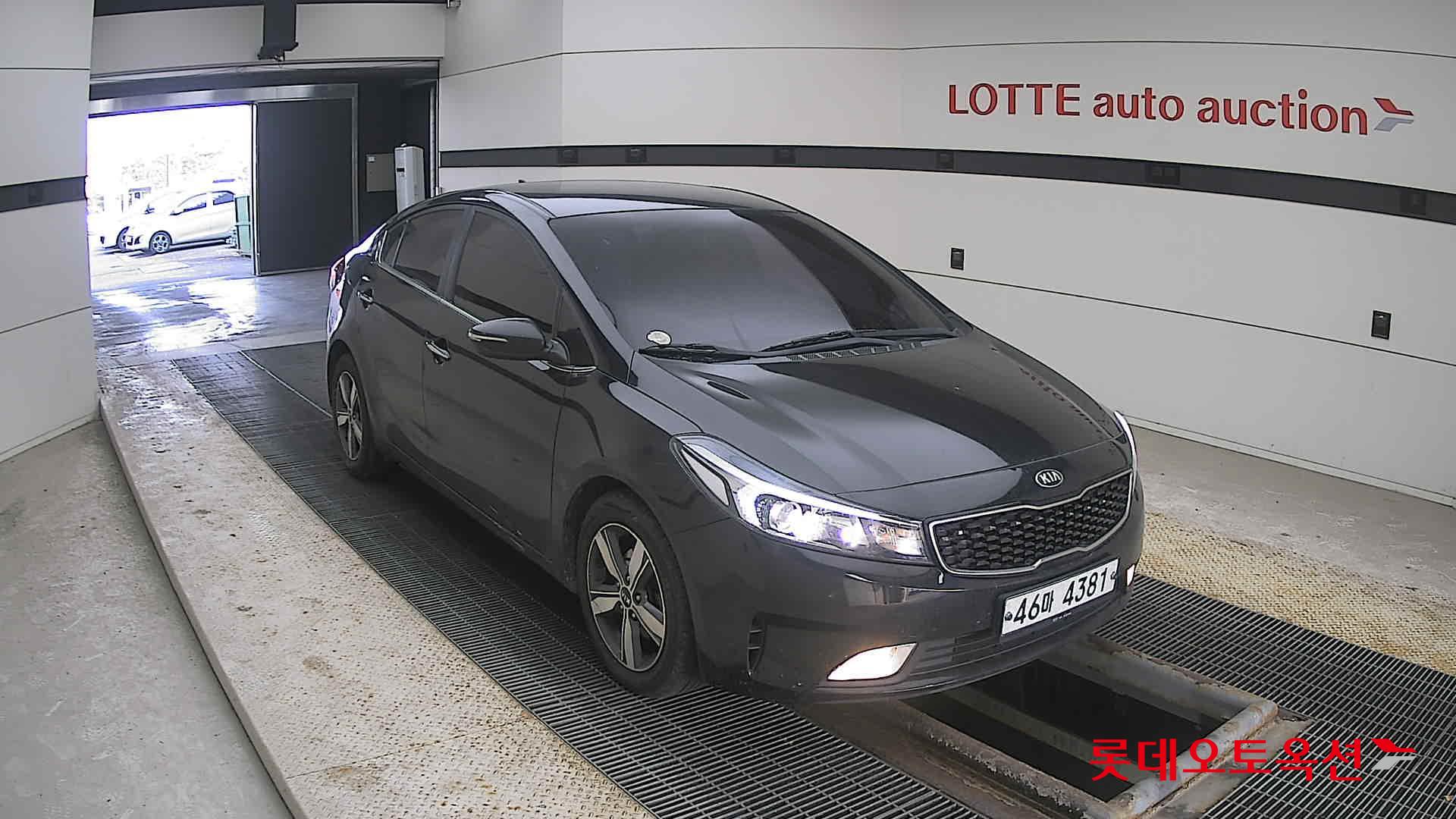 Kia K3 2018 Черный из Кореи, фото 2