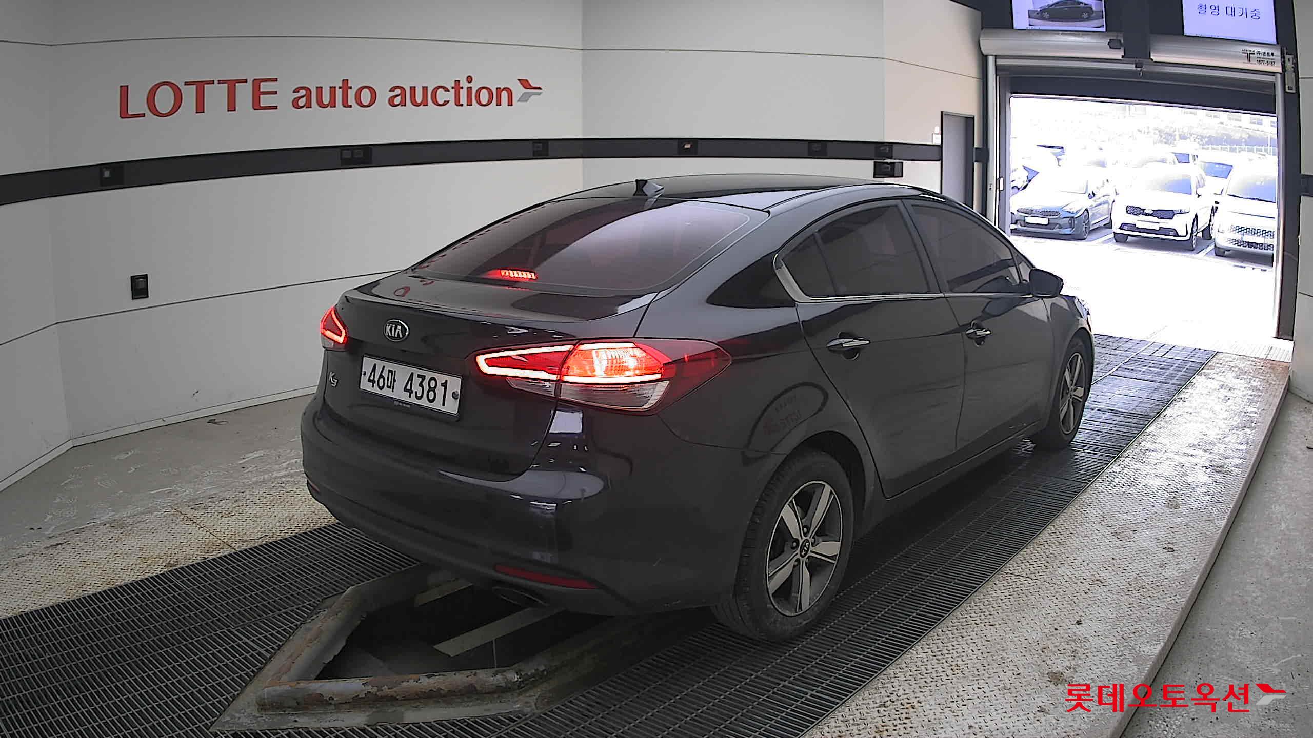 Kia K3 2018 Черный из Кореи, фото 4