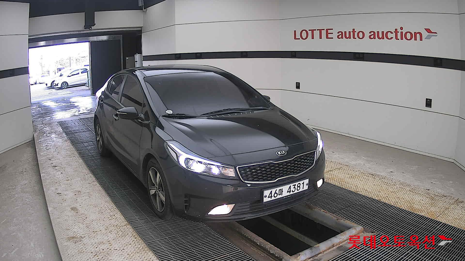 Kia K3 id 3809998 из Кореи 15