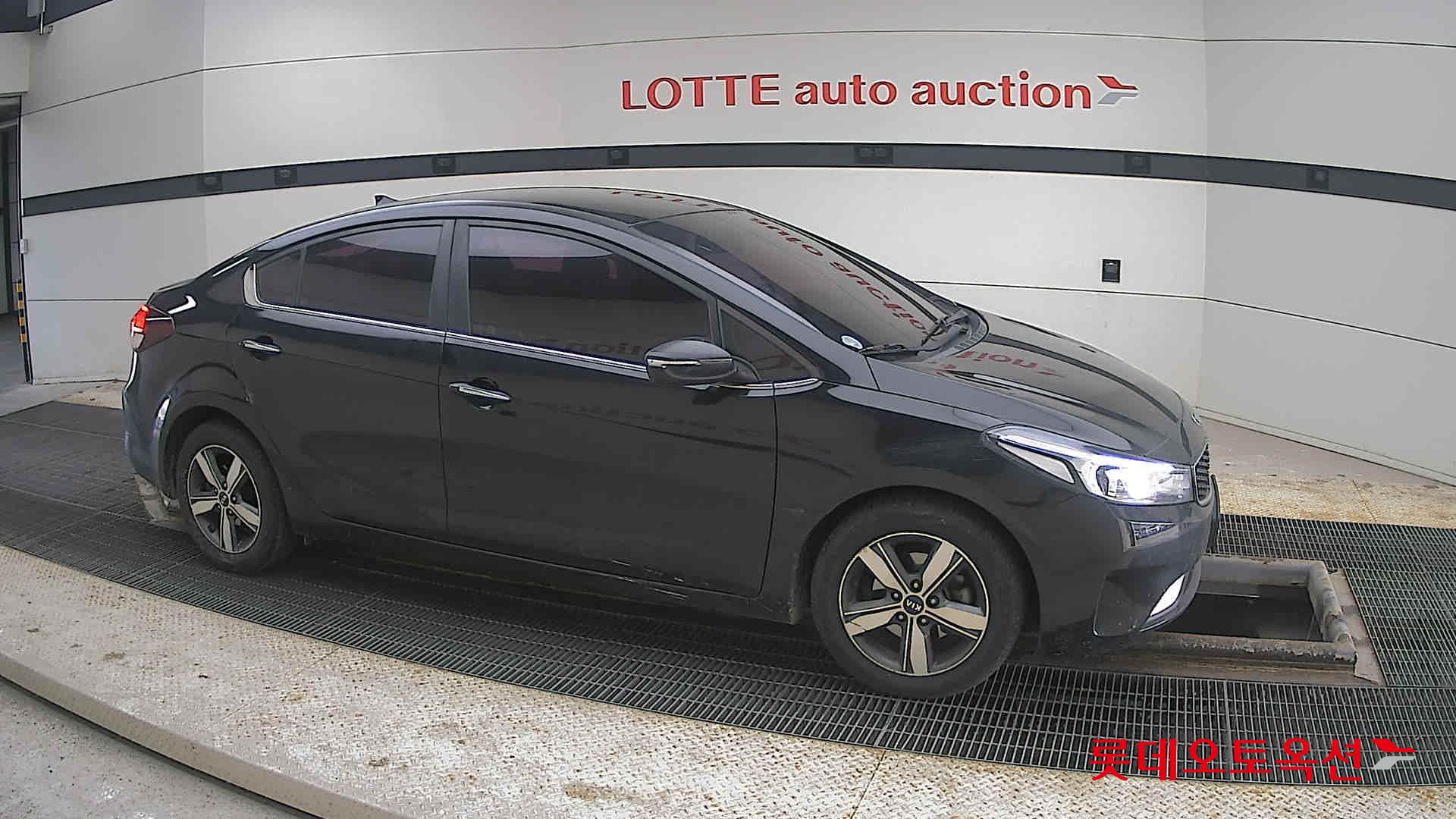 Kia K3 id 3809998 из Кореи 17