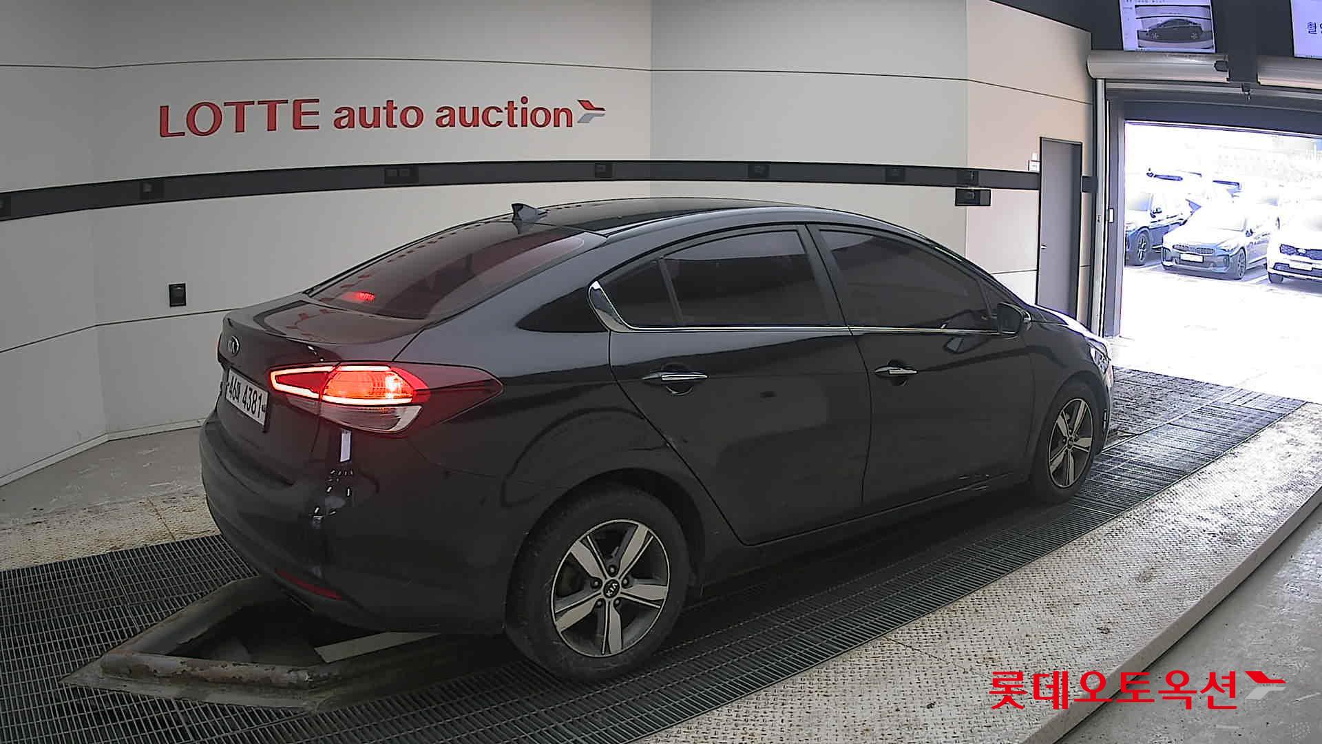 Kia K3 id 3809998 из Кореи 19