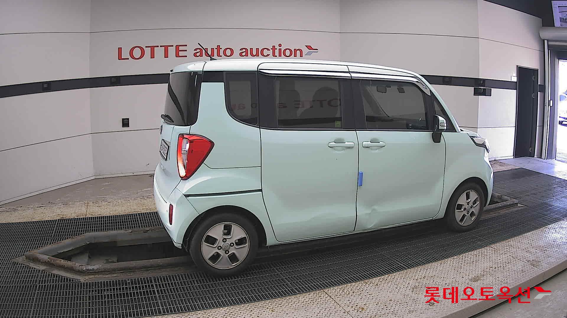 Kia Ray 2013 - Image 20