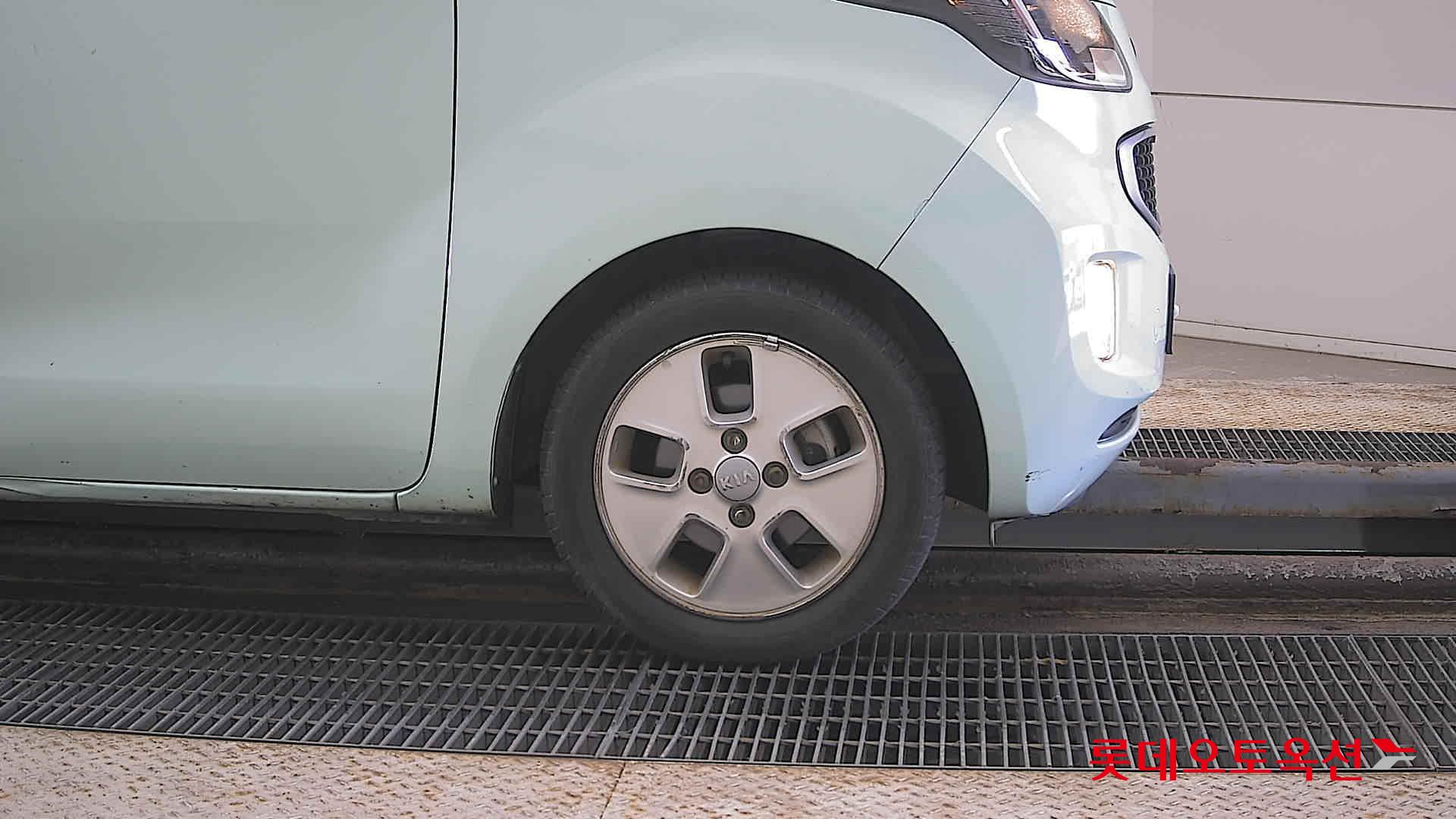 Kia Ray 2013 - Image 27