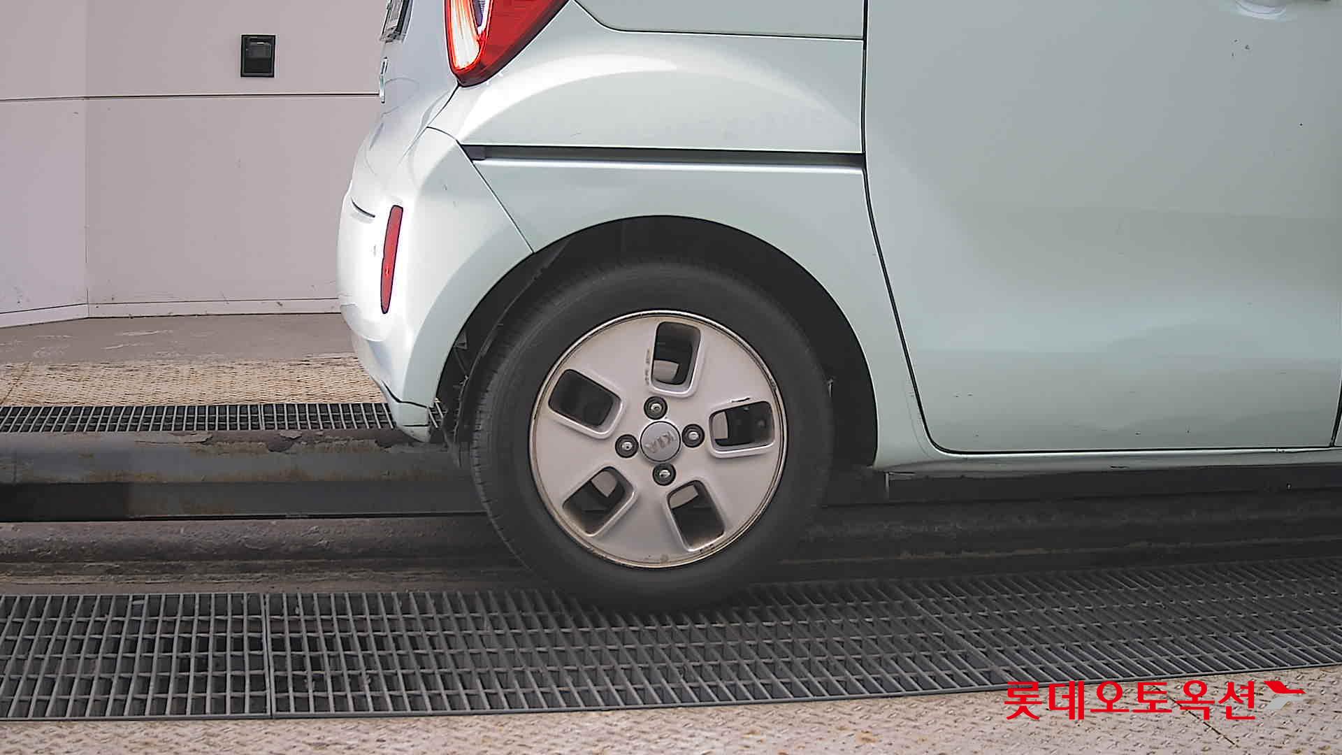 Kia Ray 2013 - Image 28