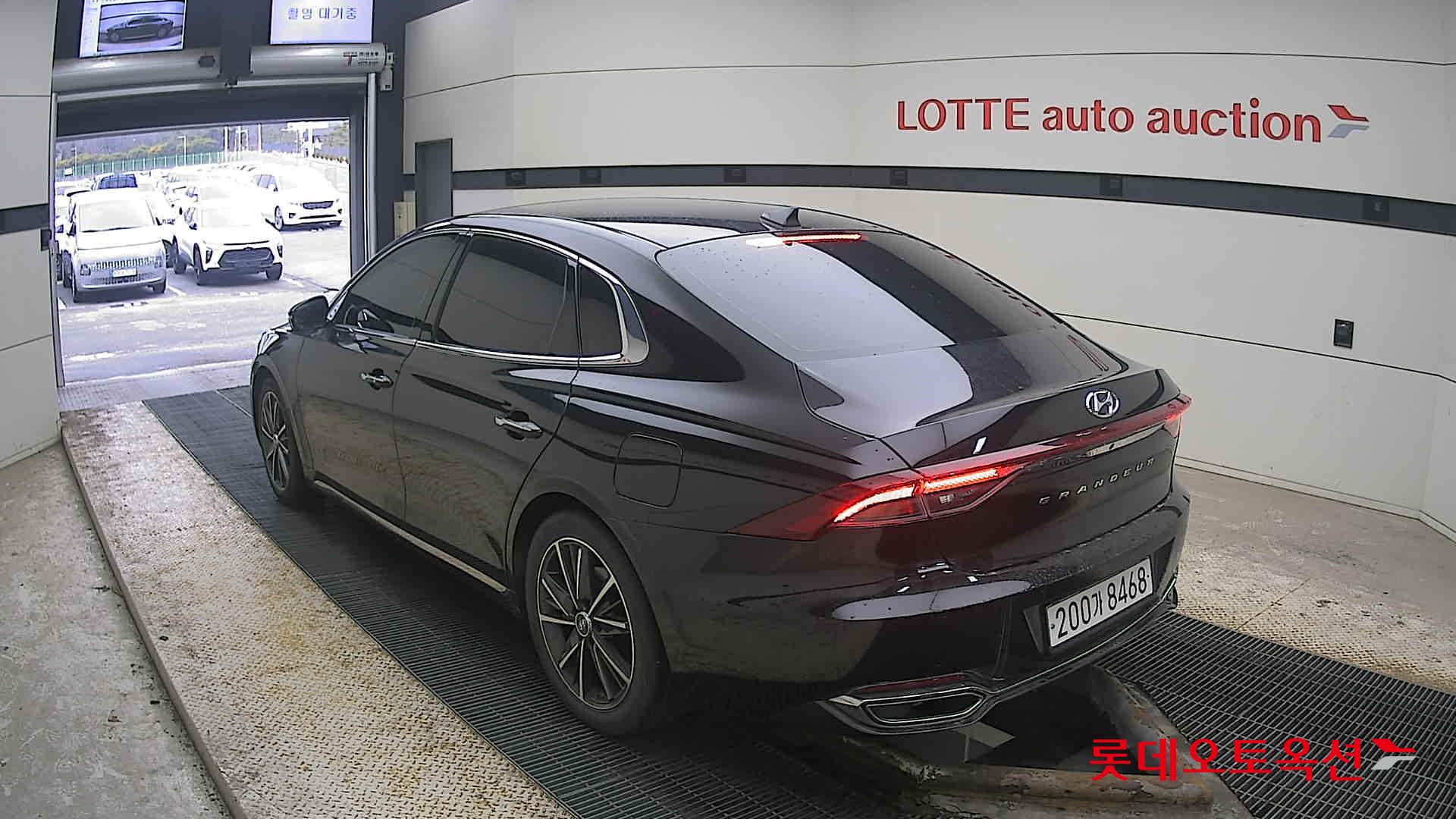 Hyundai Grandeur 2022 Черный из Кореи, фото 6