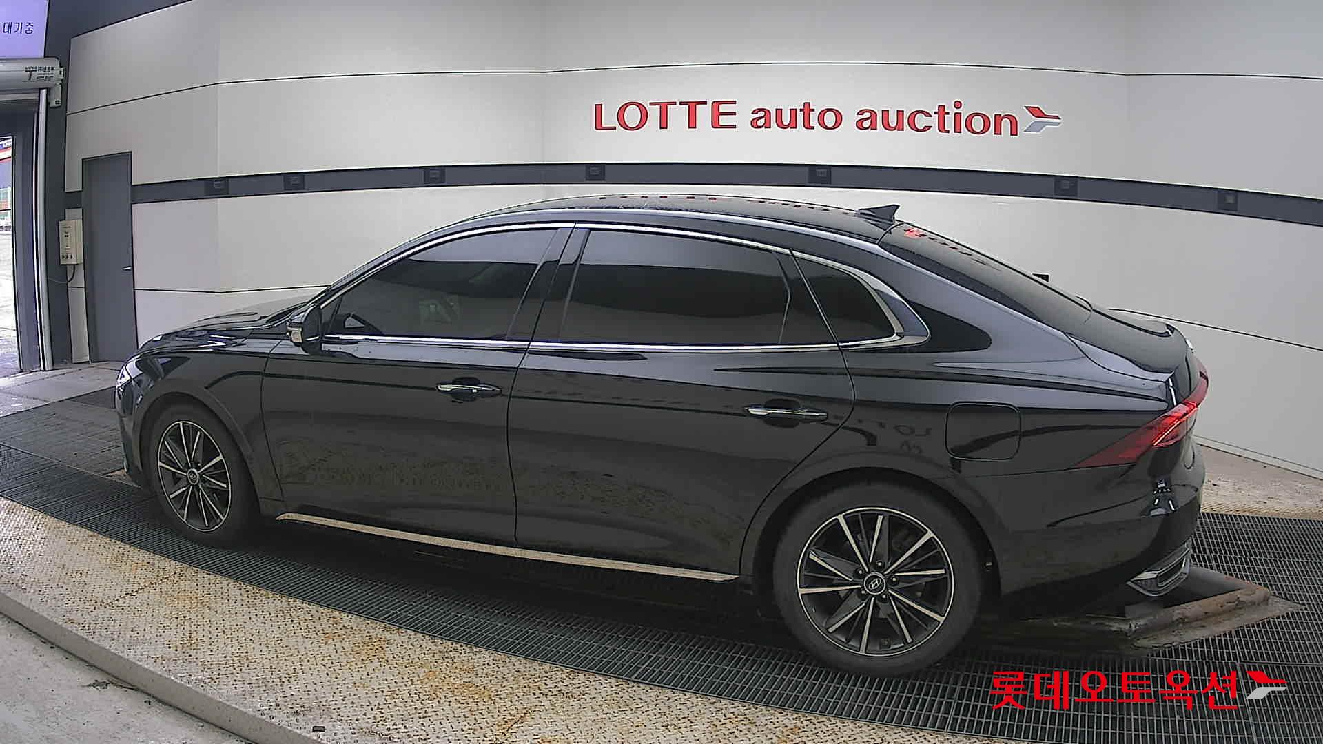 Hyundai Grandeur id 3809865 из Кореи 11