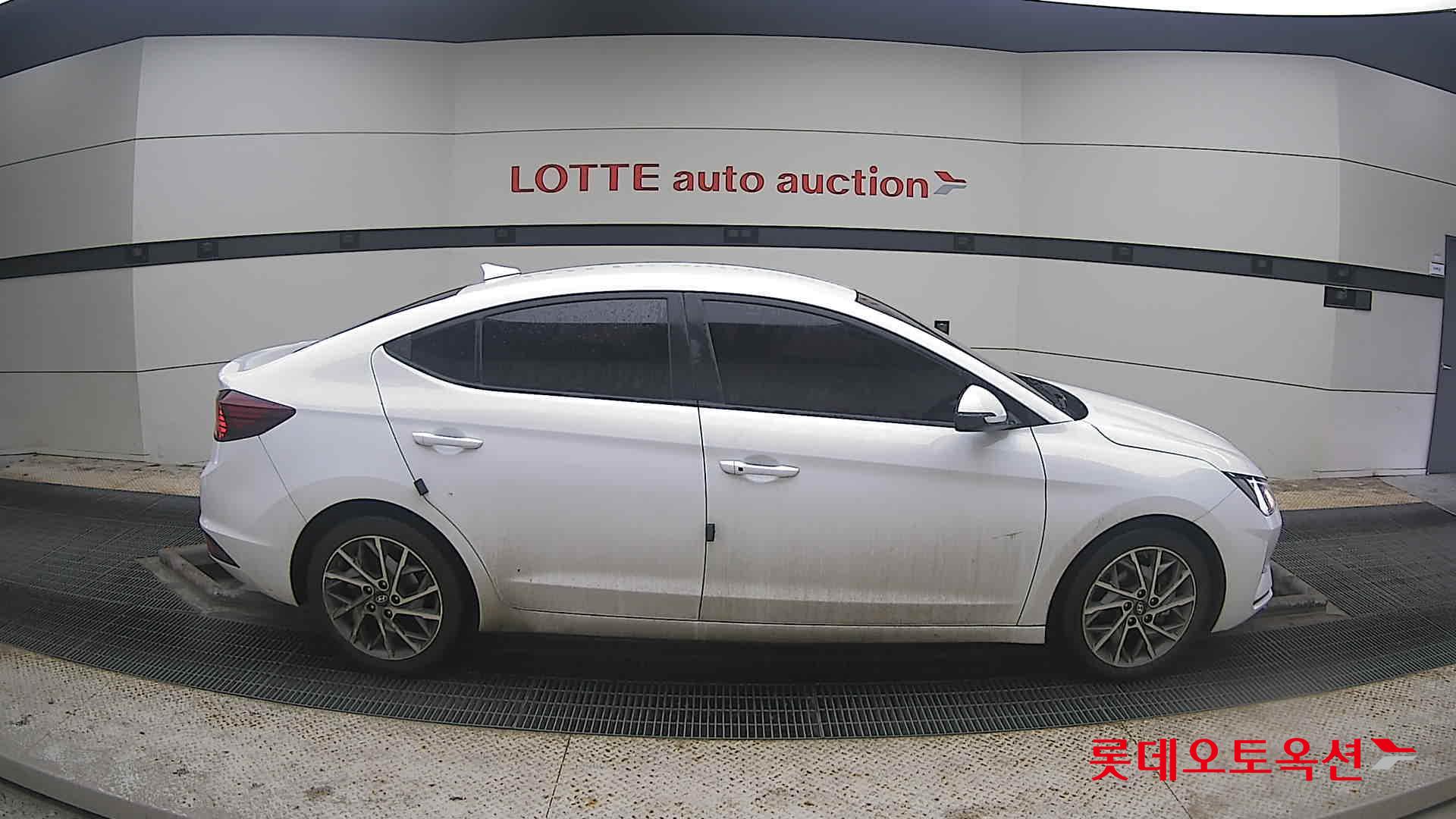 Hyundai Avante 2020 Белый из Кореи, фото 3