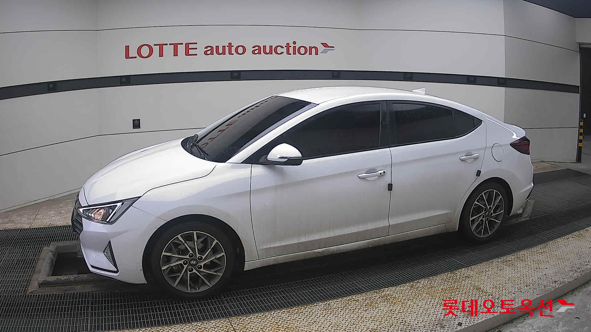 Hyundai Avante id 3809892 из Кореи 12