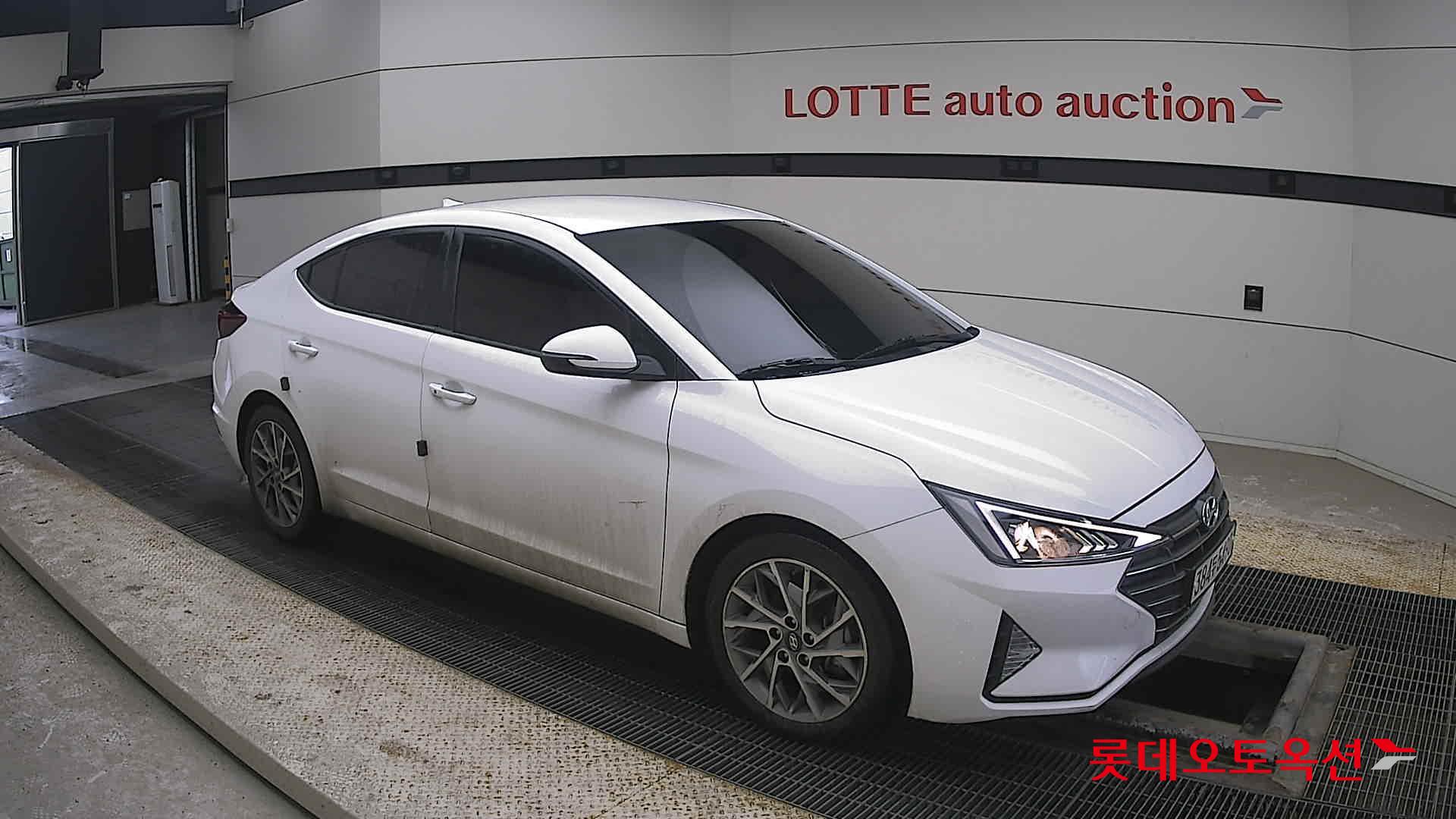 Hyundai Avante id 3809892 из Кореи 16