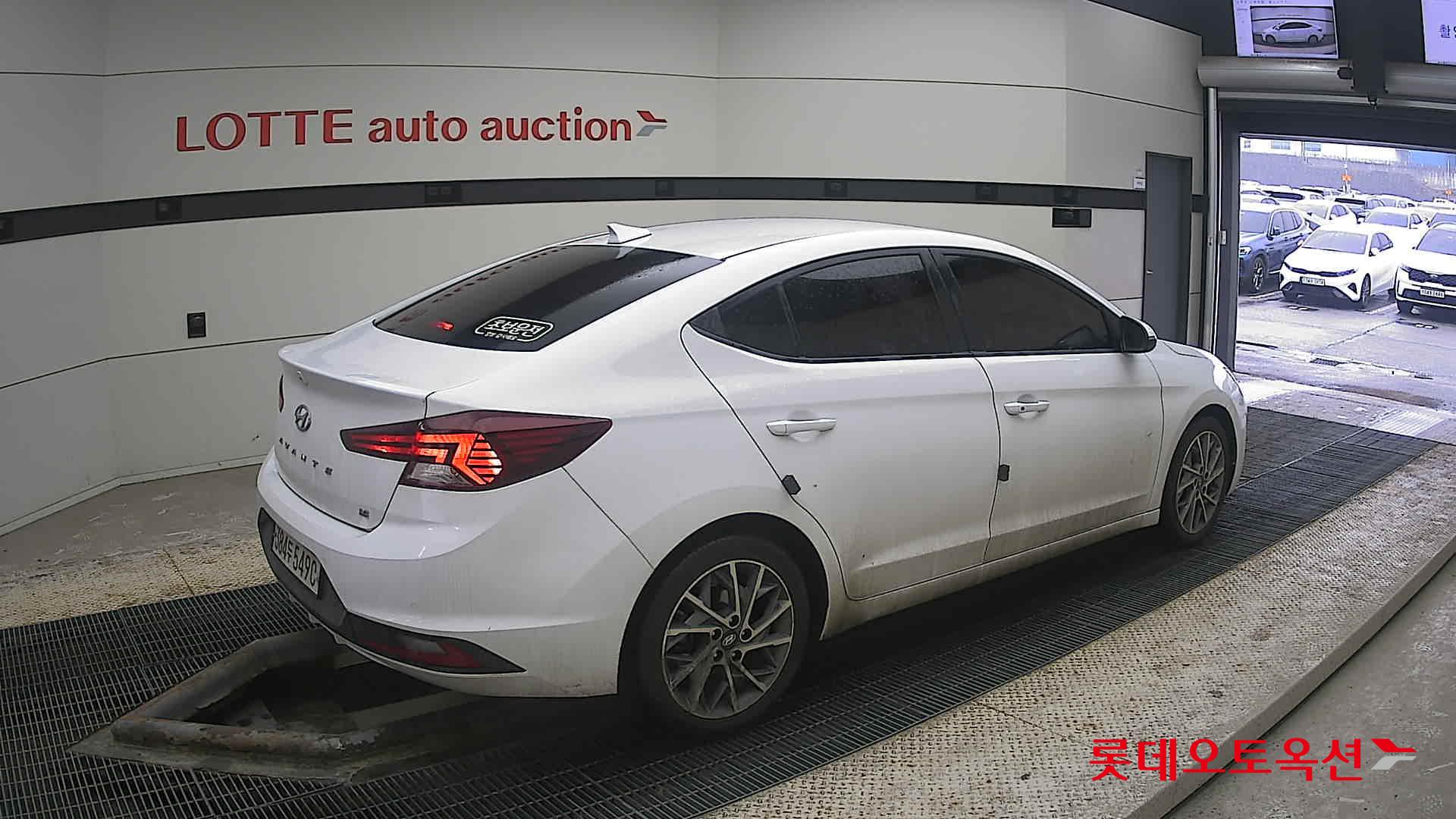 Hyundai Avante id 3809892 из Кореи 19