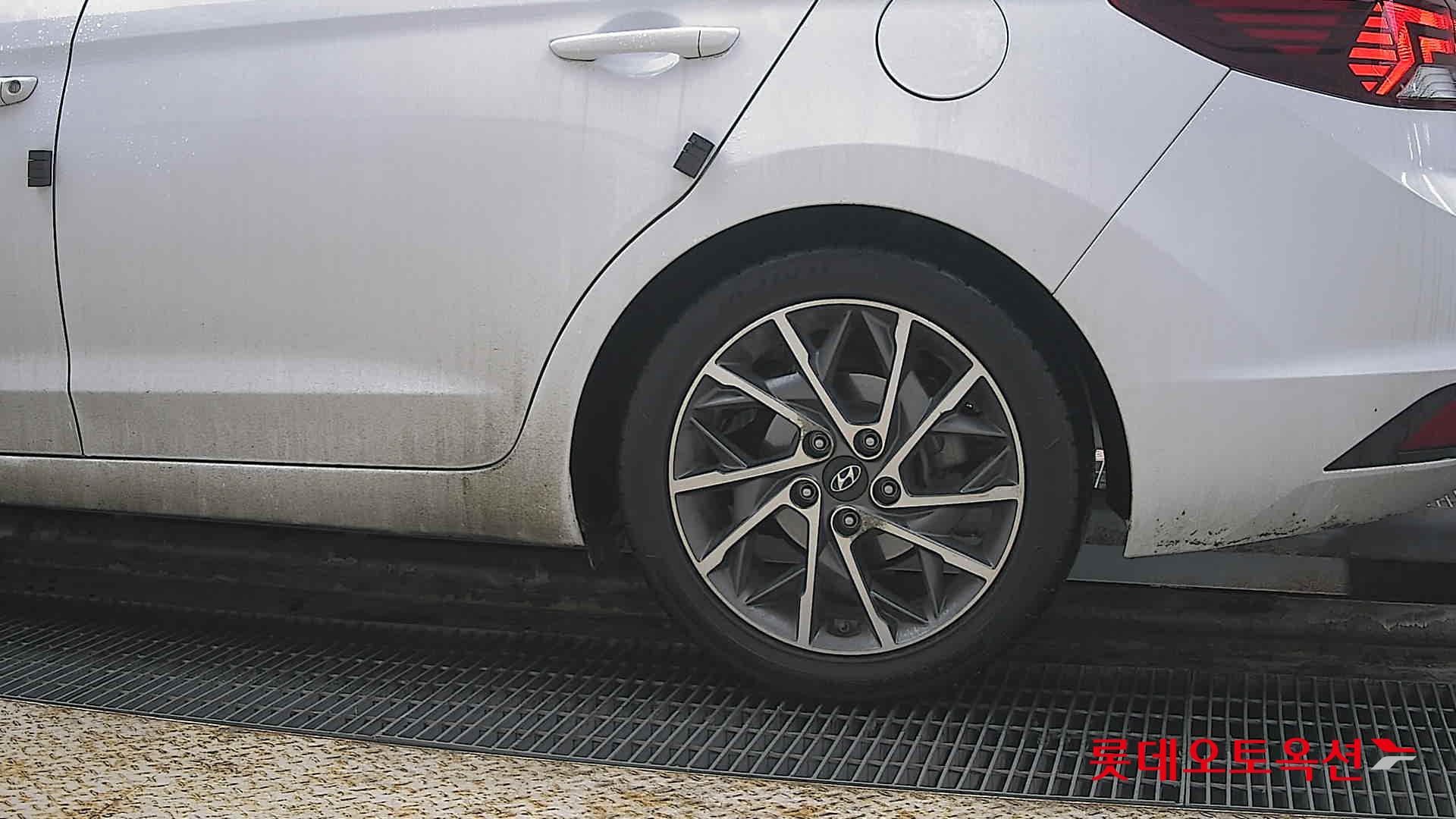 Hyundai Avante id 3809892 из Кореи 22