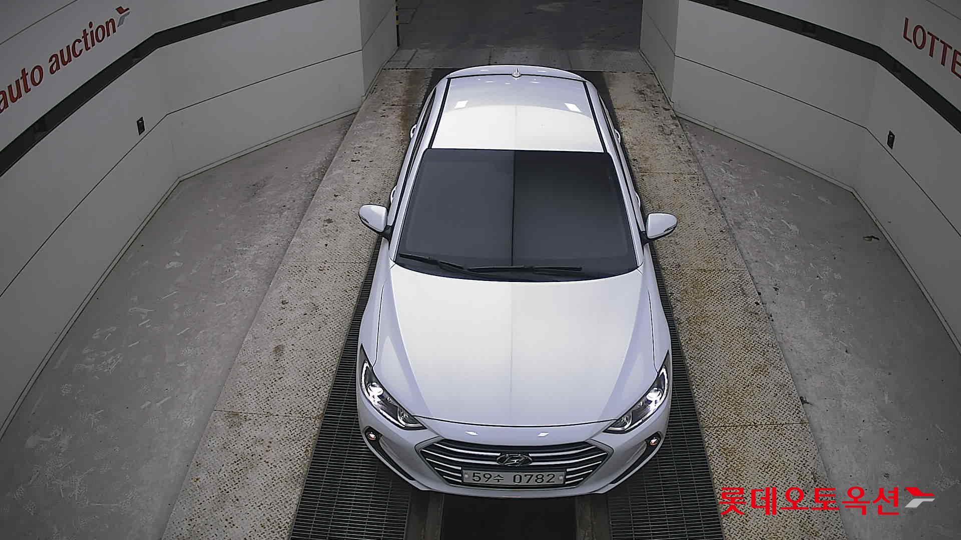 Hyundai Elantra 2016 - Image 7